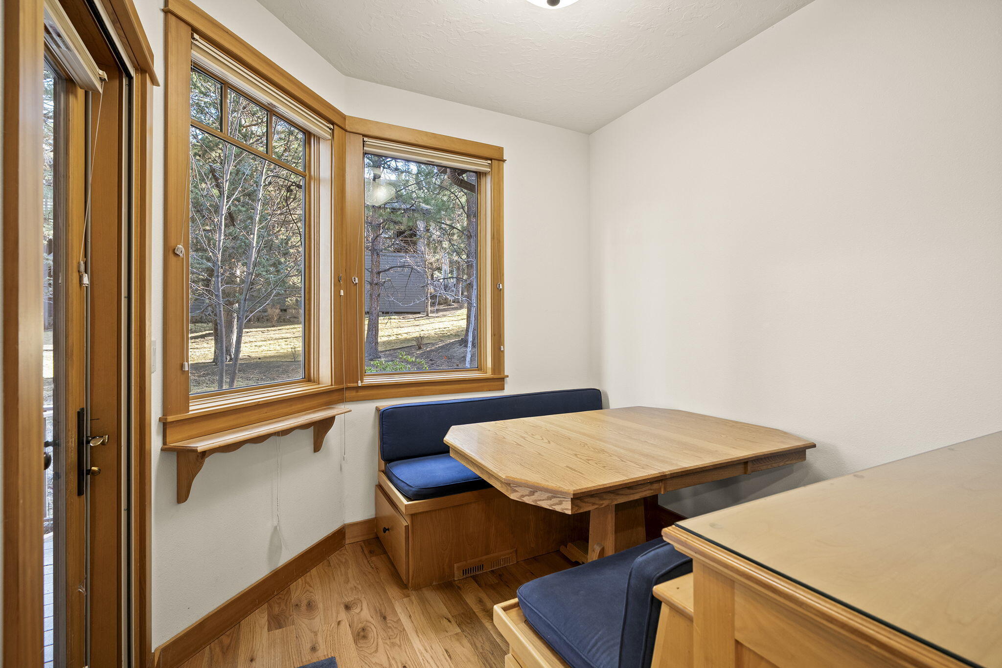 3338 NW Windwood Way