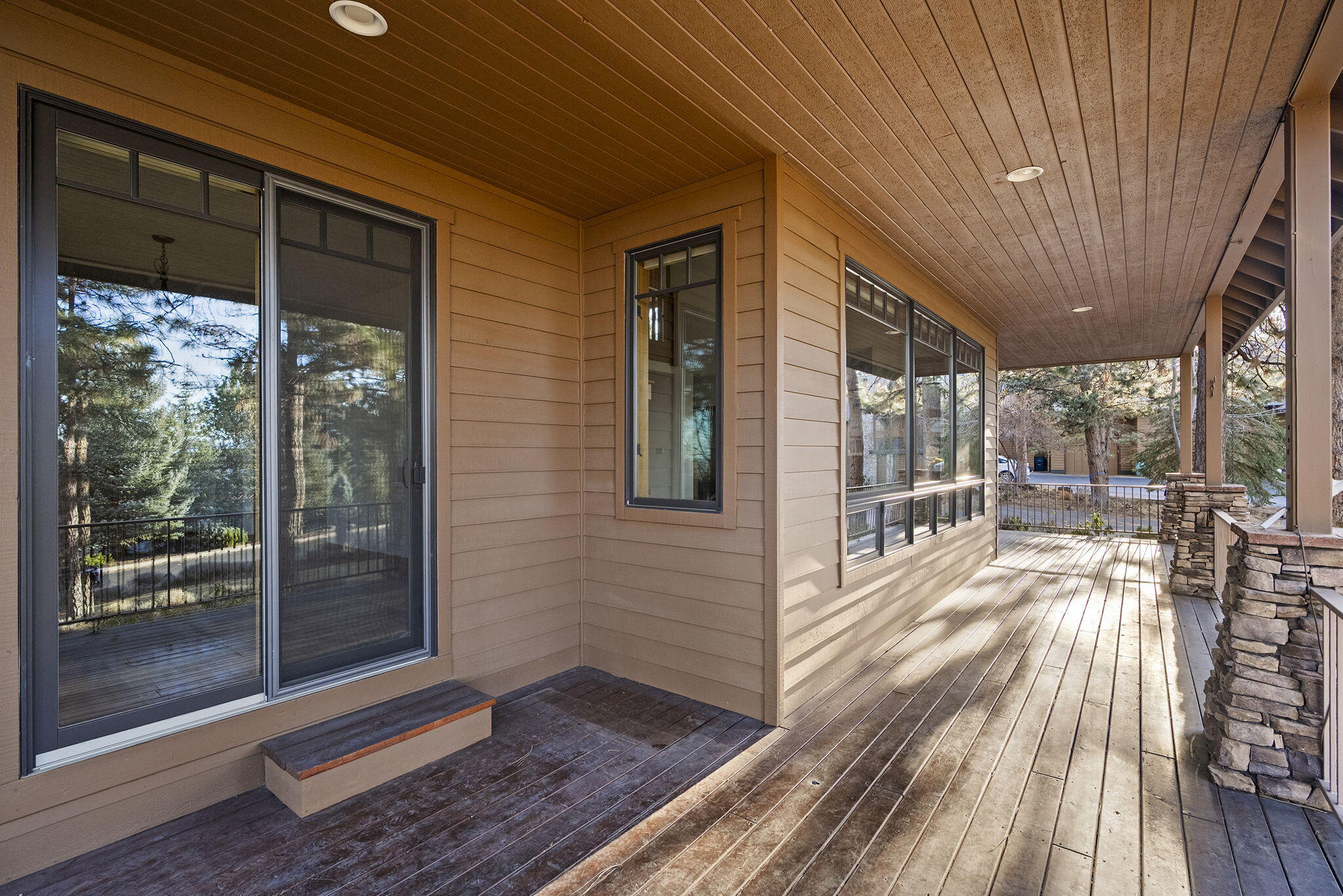 3338 NW Windwood Way