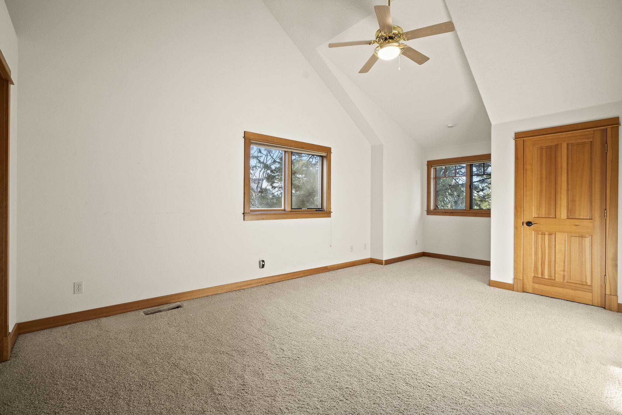 3338 NW Windwood Way