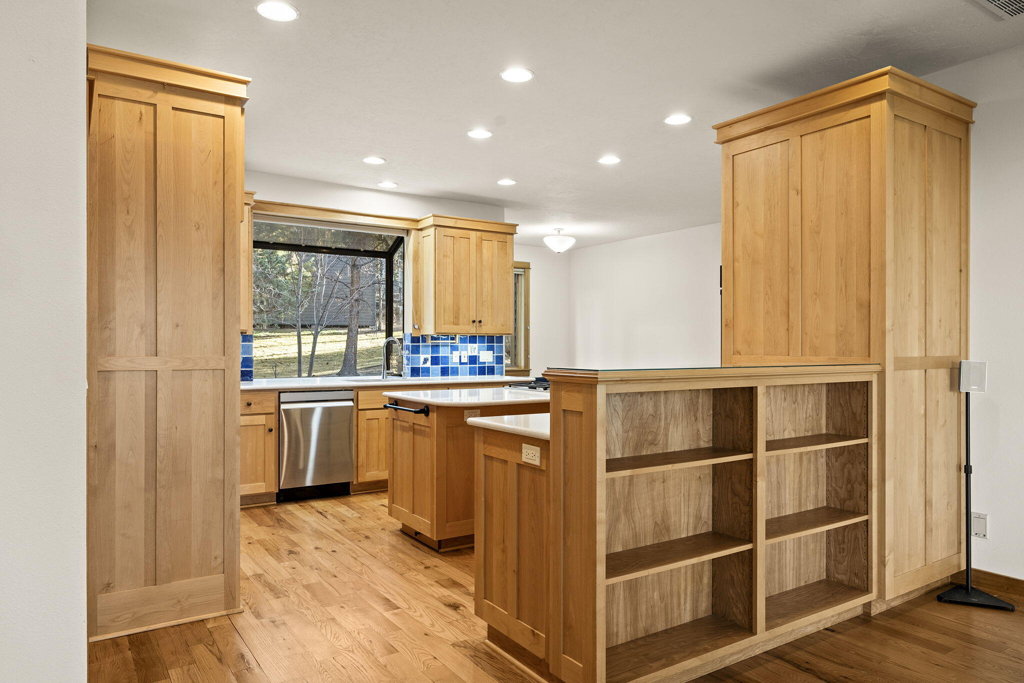 3338 NW Windwood Way