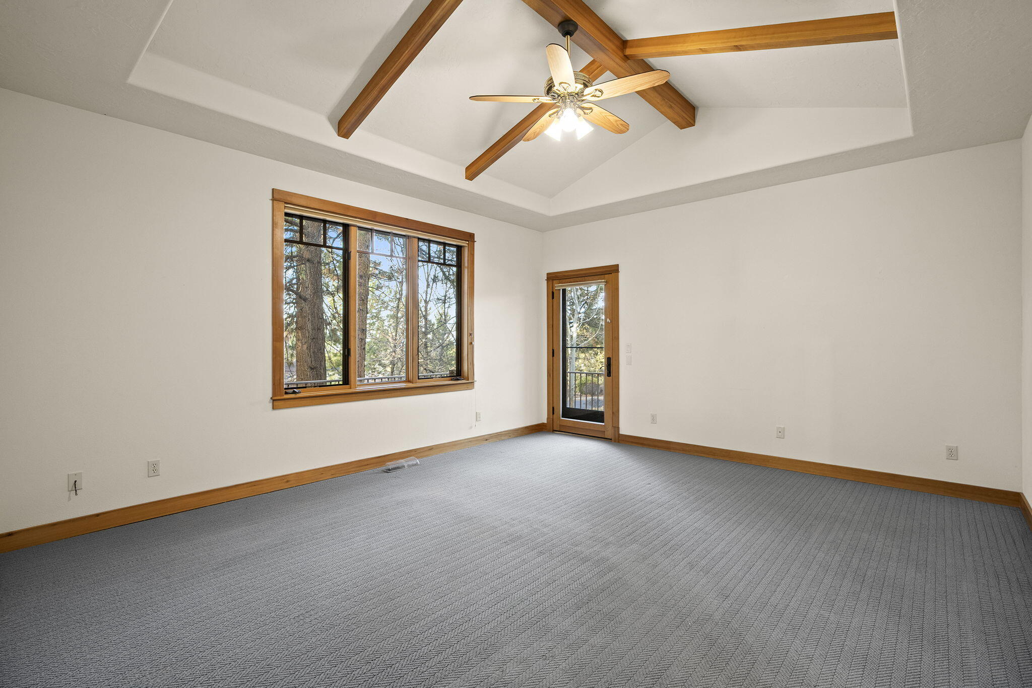 3338 NW Windwood Way