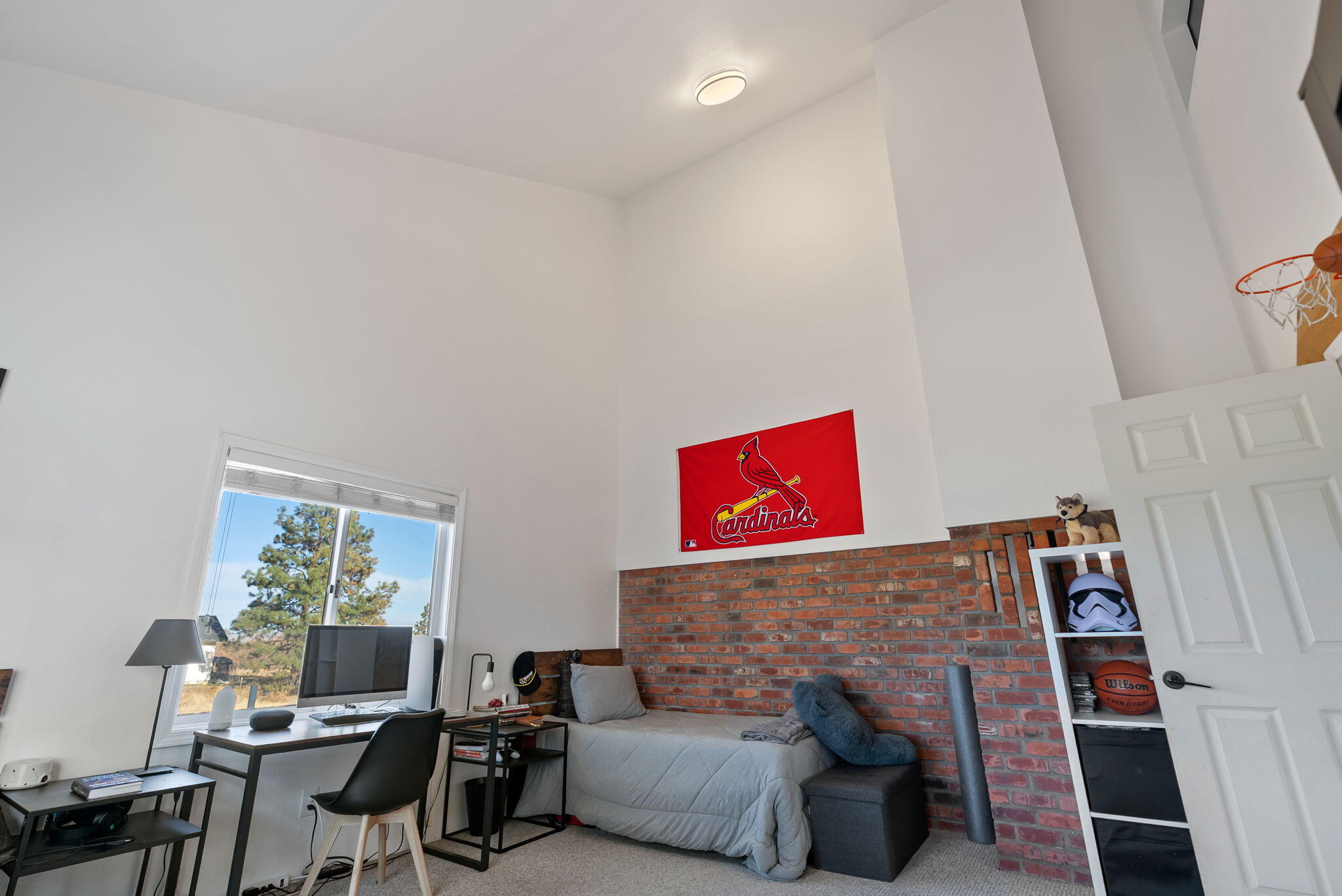 63210 Deschutes Market Road