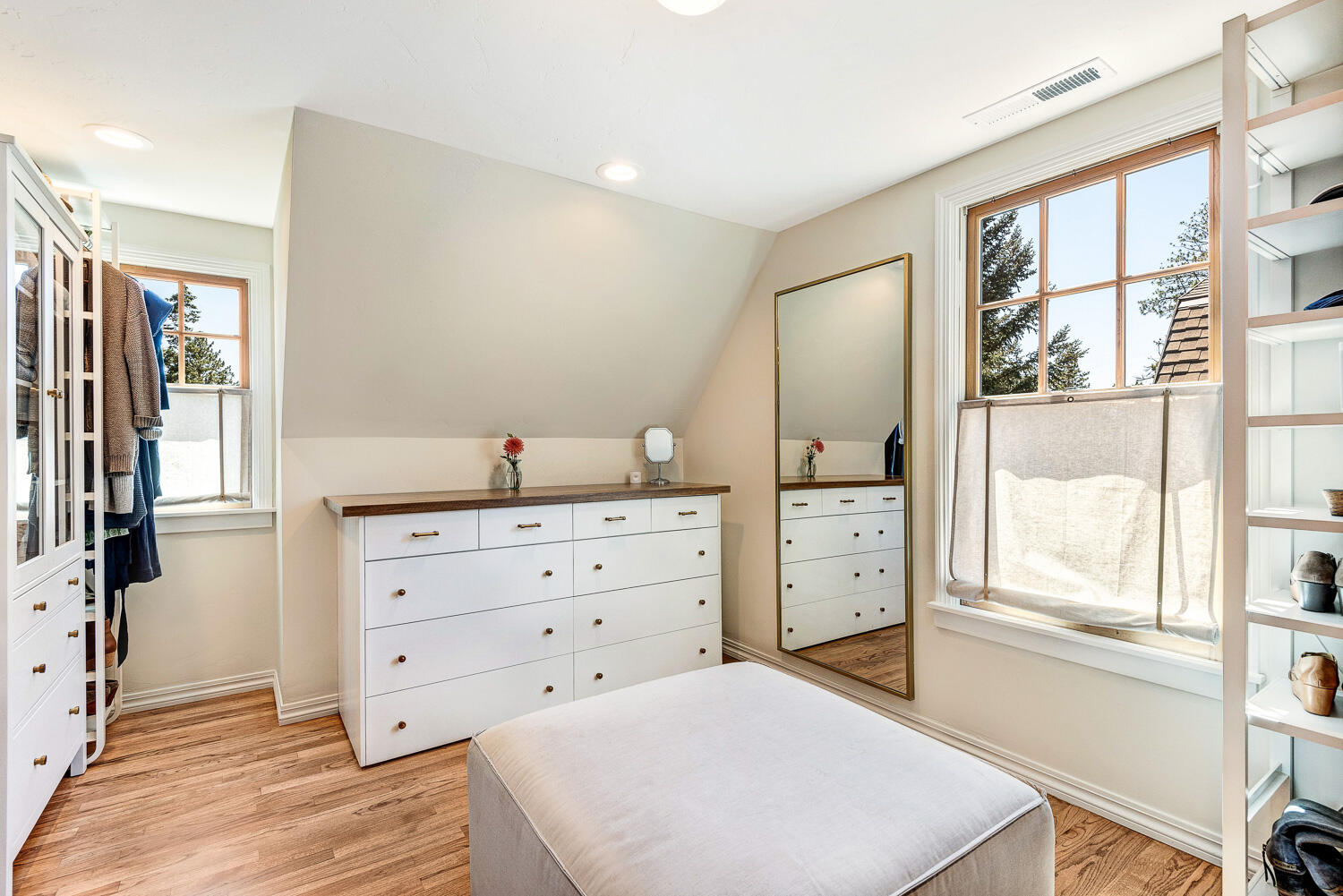 2256 NW Eastes Street