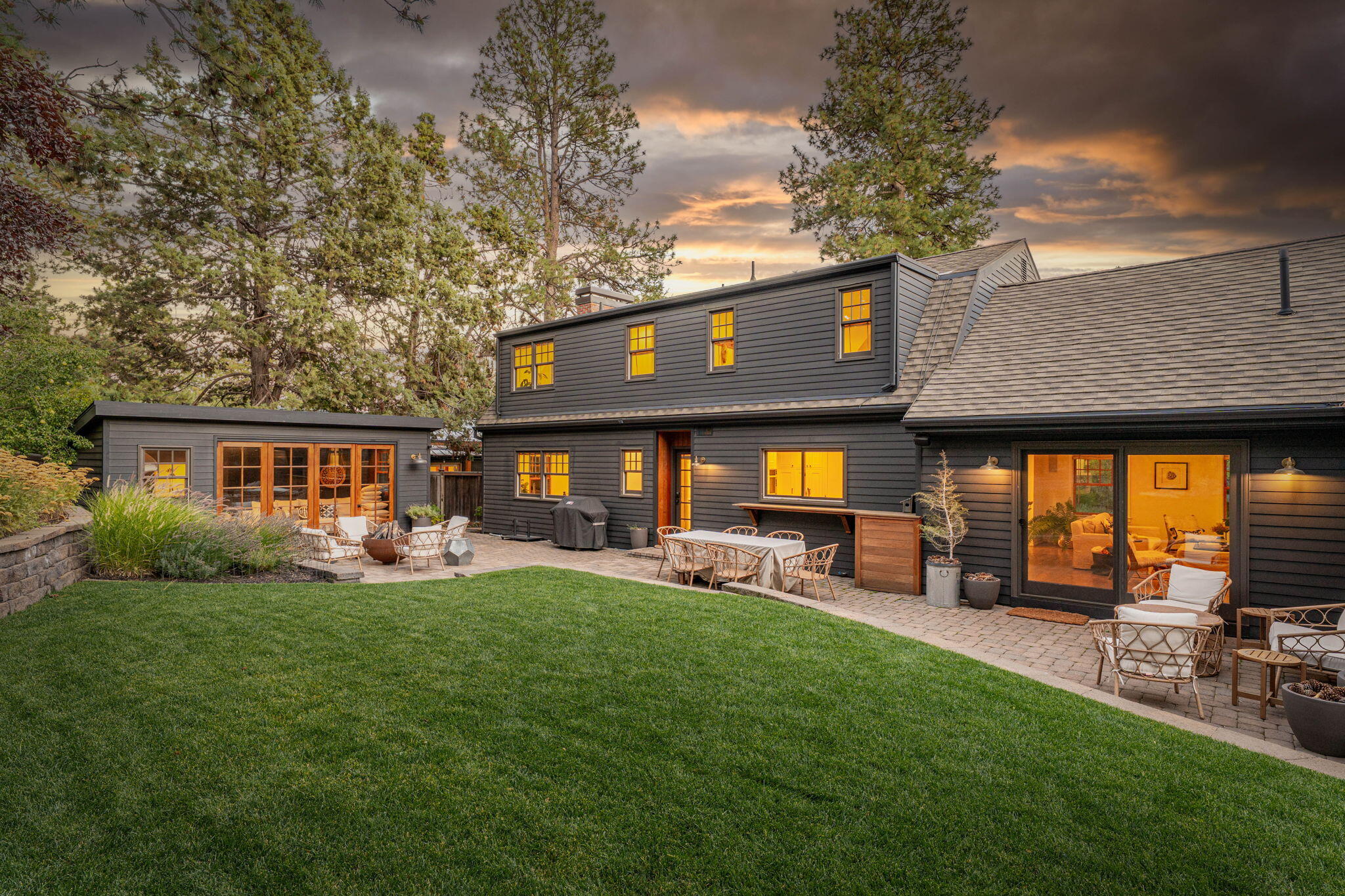 2256 NW Eastes Street