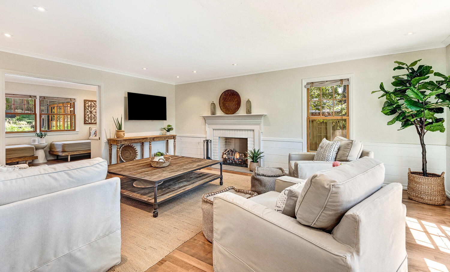 2256 NW Eastes Street