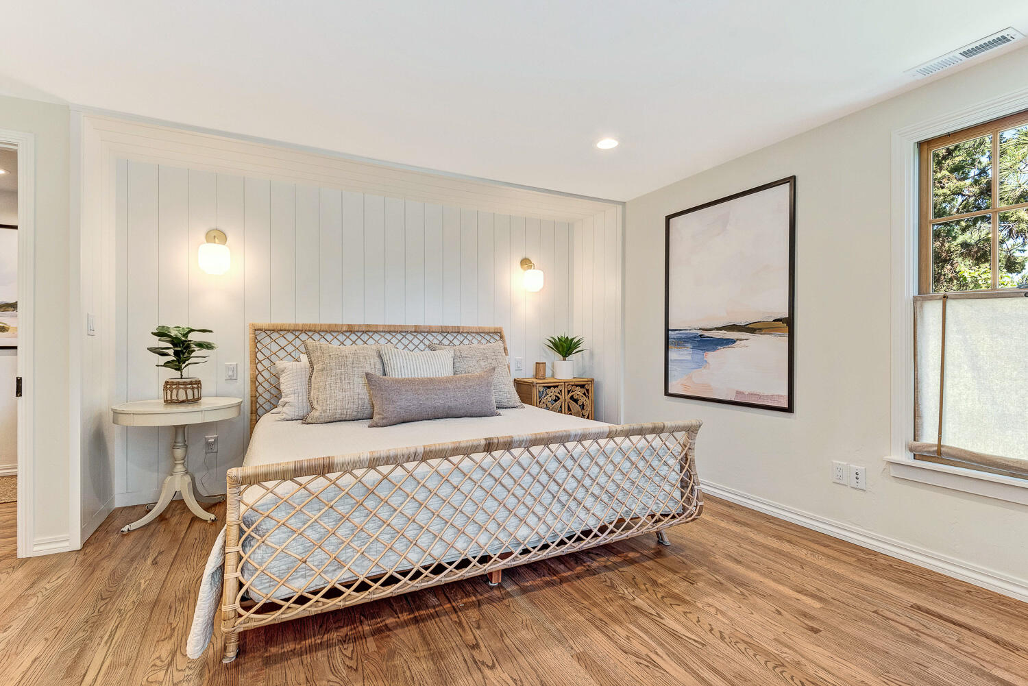 2256 NW Eastes Street