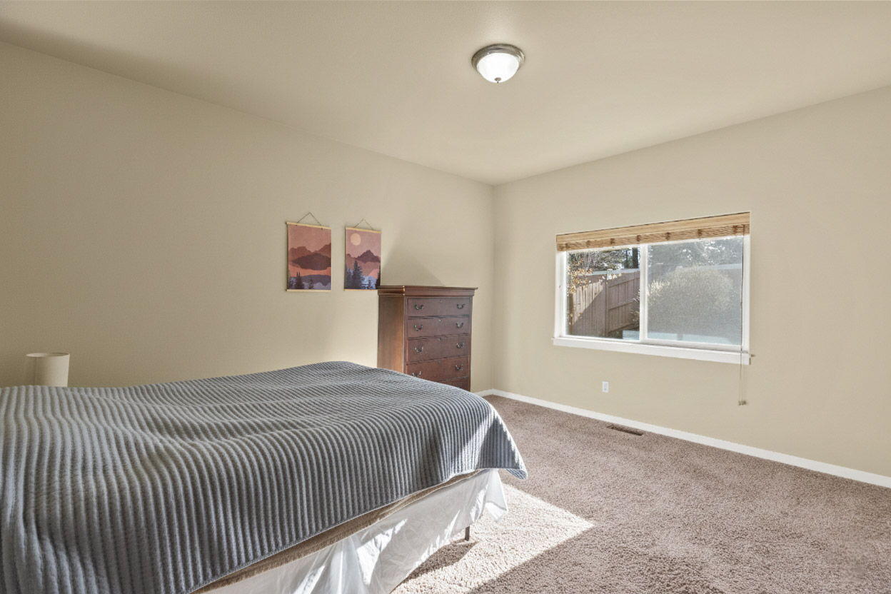 664 SE Reed Market Road