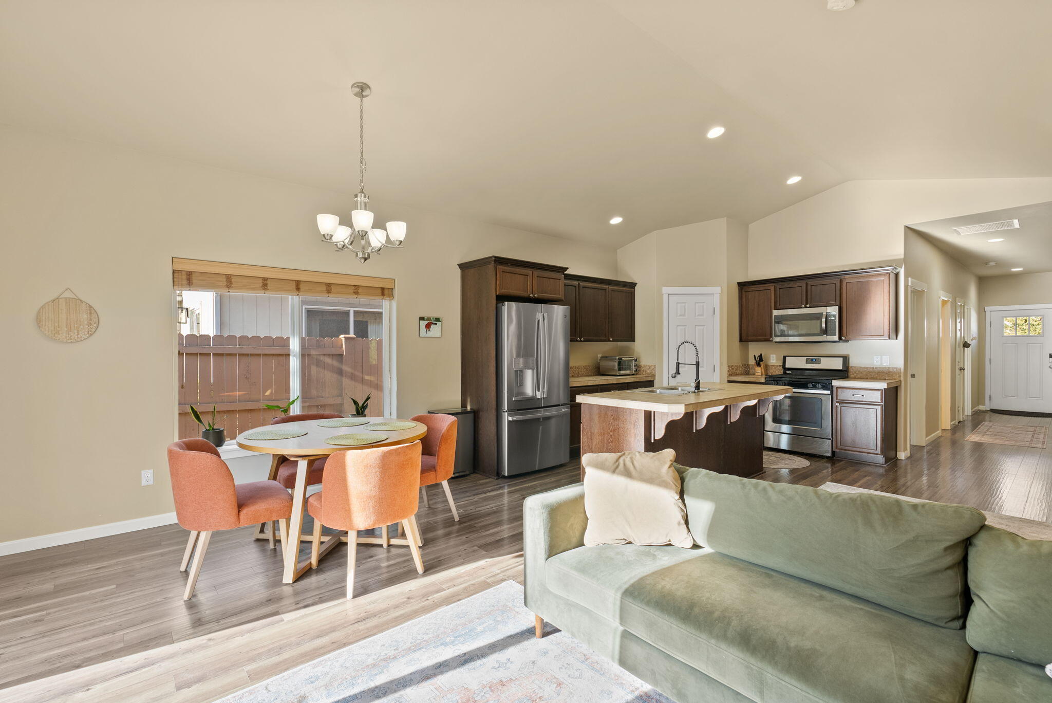 664 SE Reed Market Road