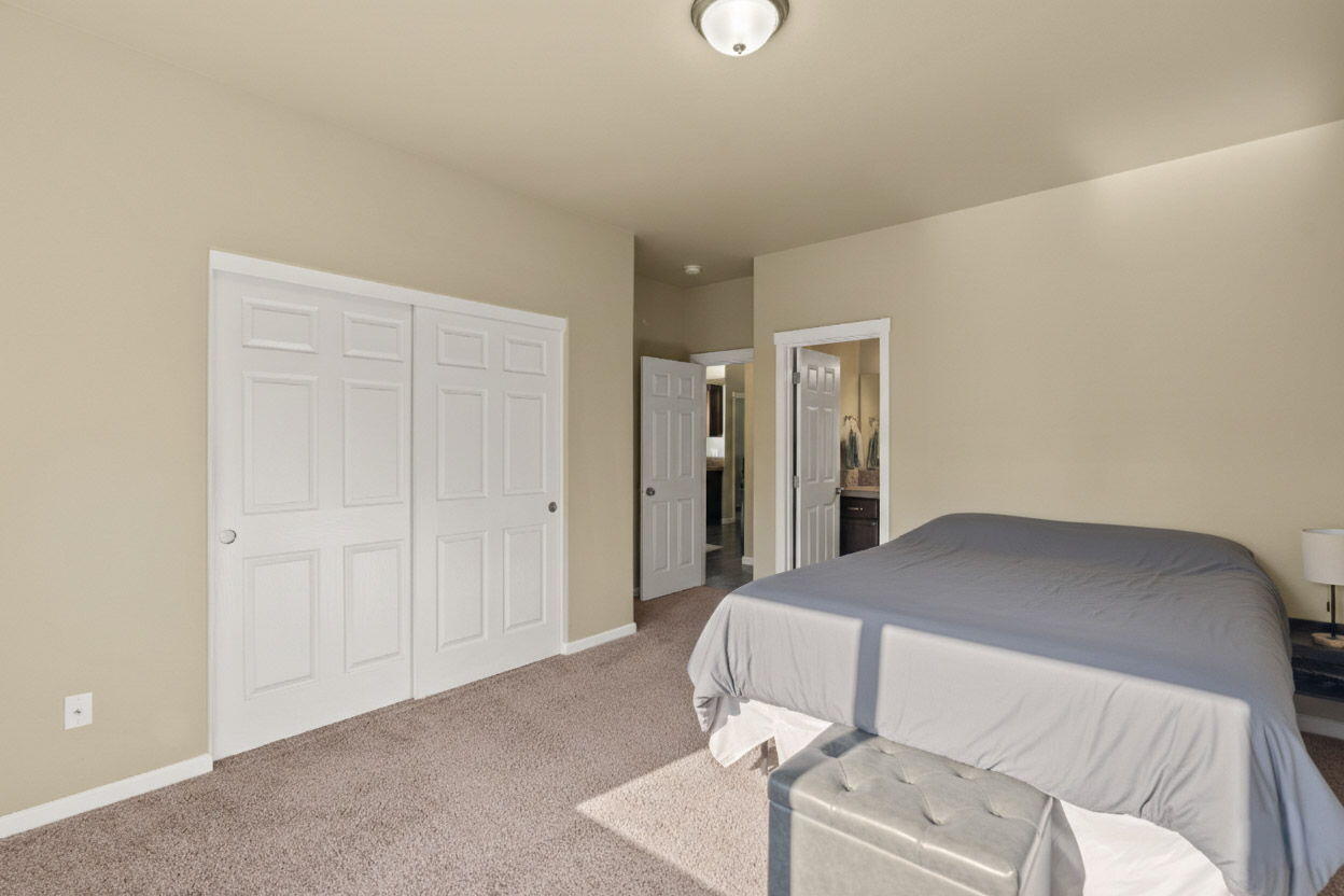 664 SE Reed Market Road