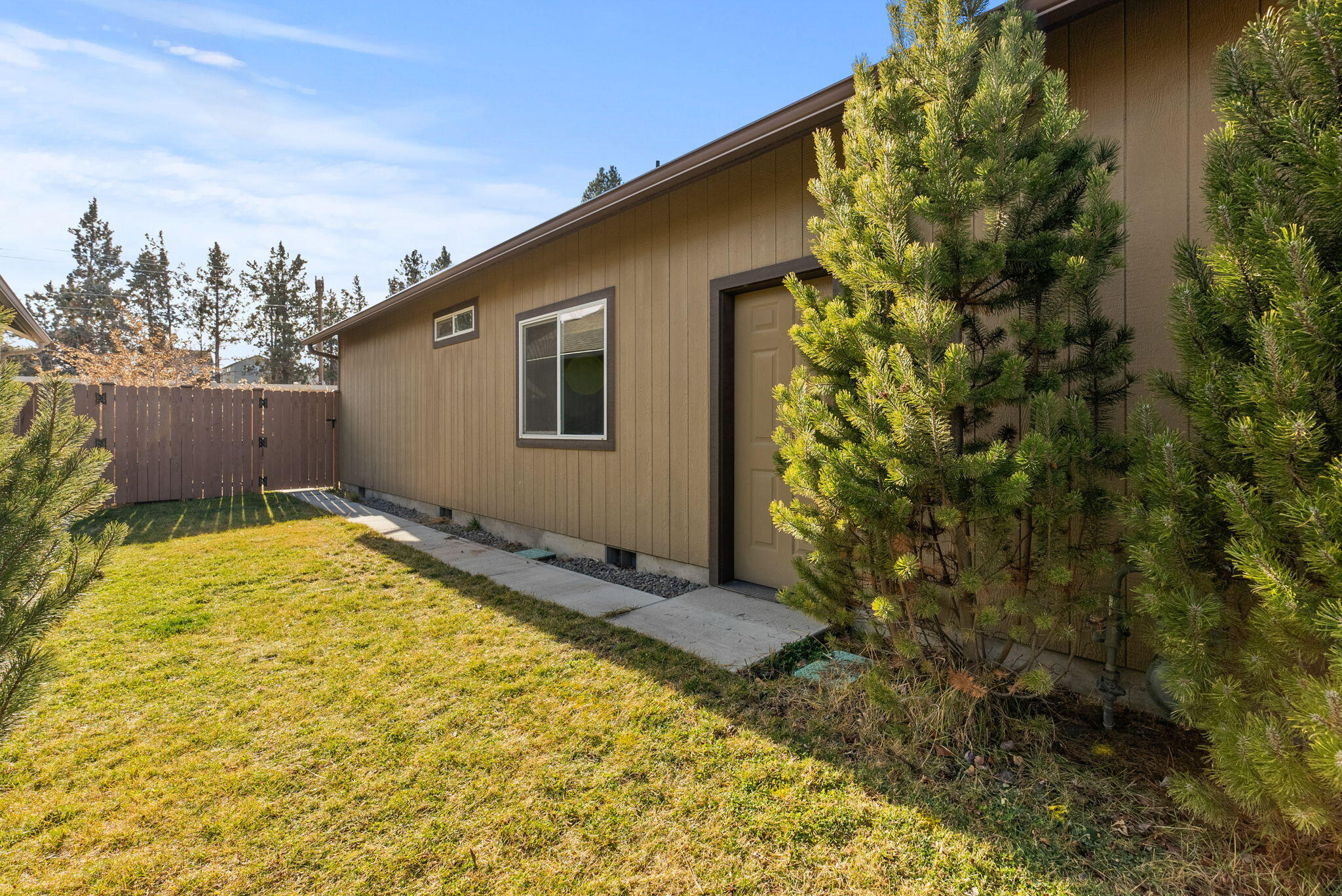 664 SE Reed Market Road