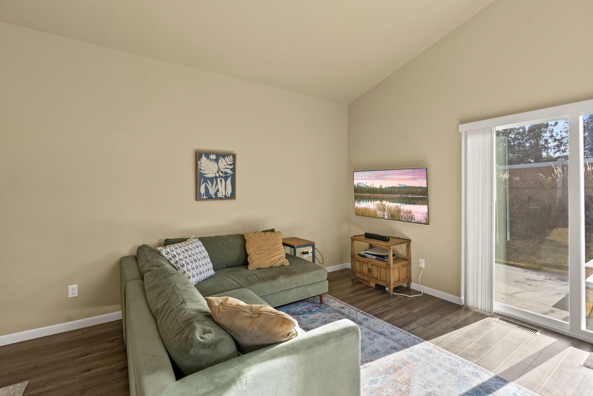 664 SE Reed Market Road