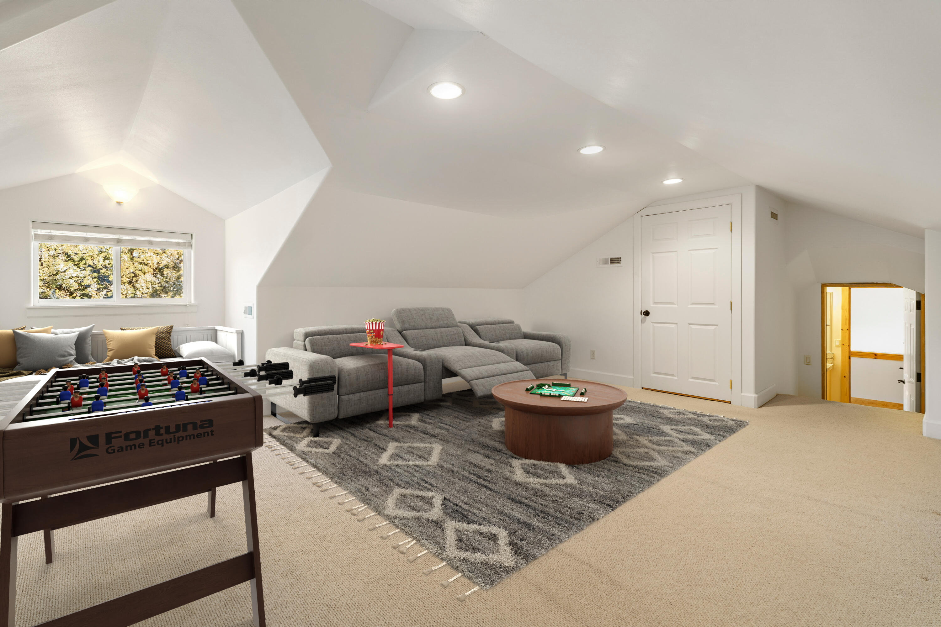 1895 Murrelet Drive