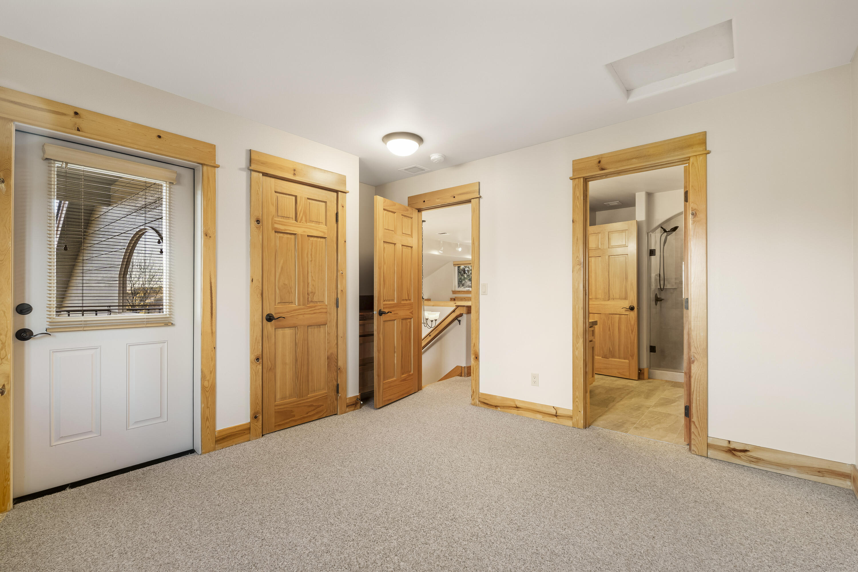 1895 Murrelet Drive