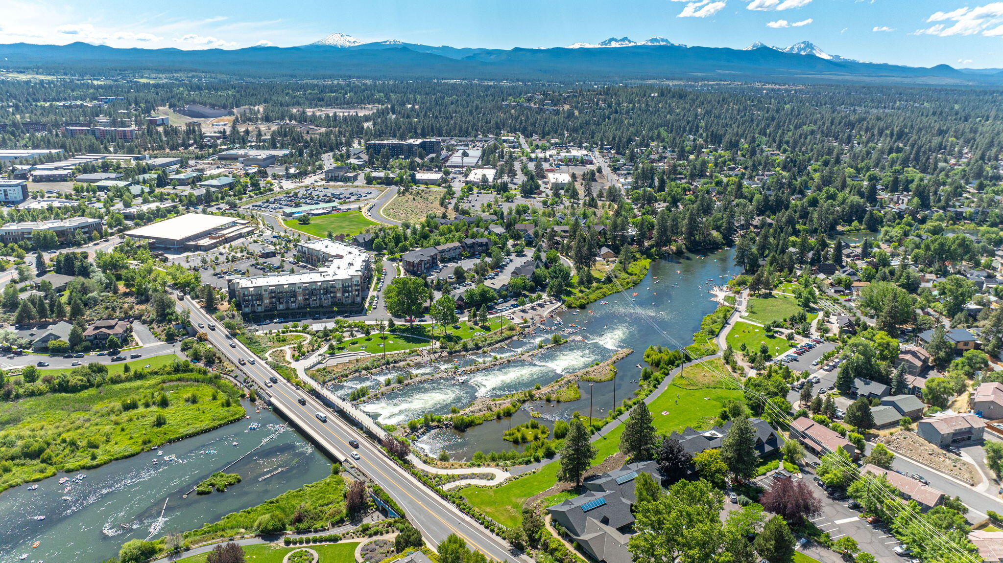 125 NW Broadway Street