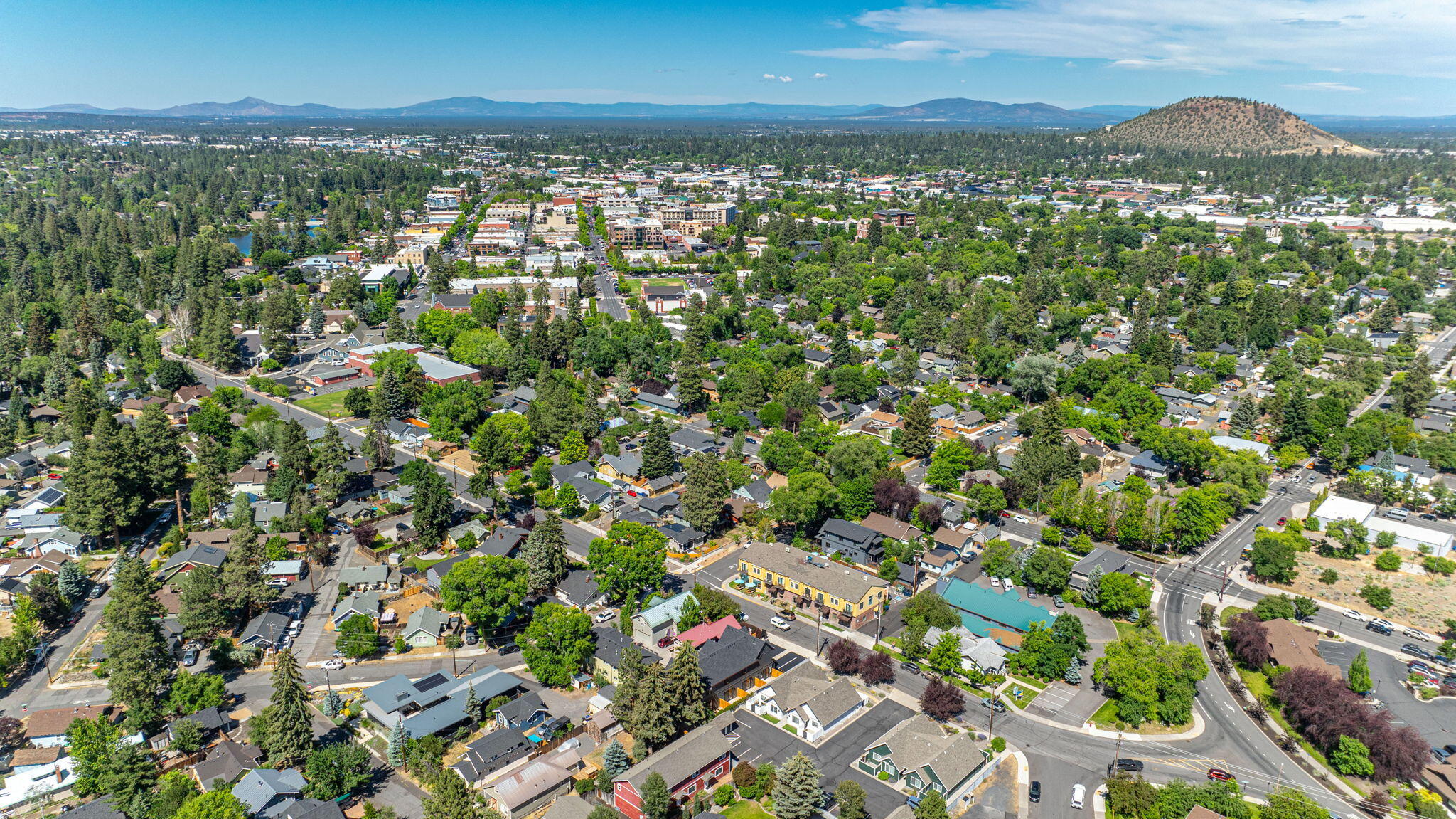 125 NW Broadway Street