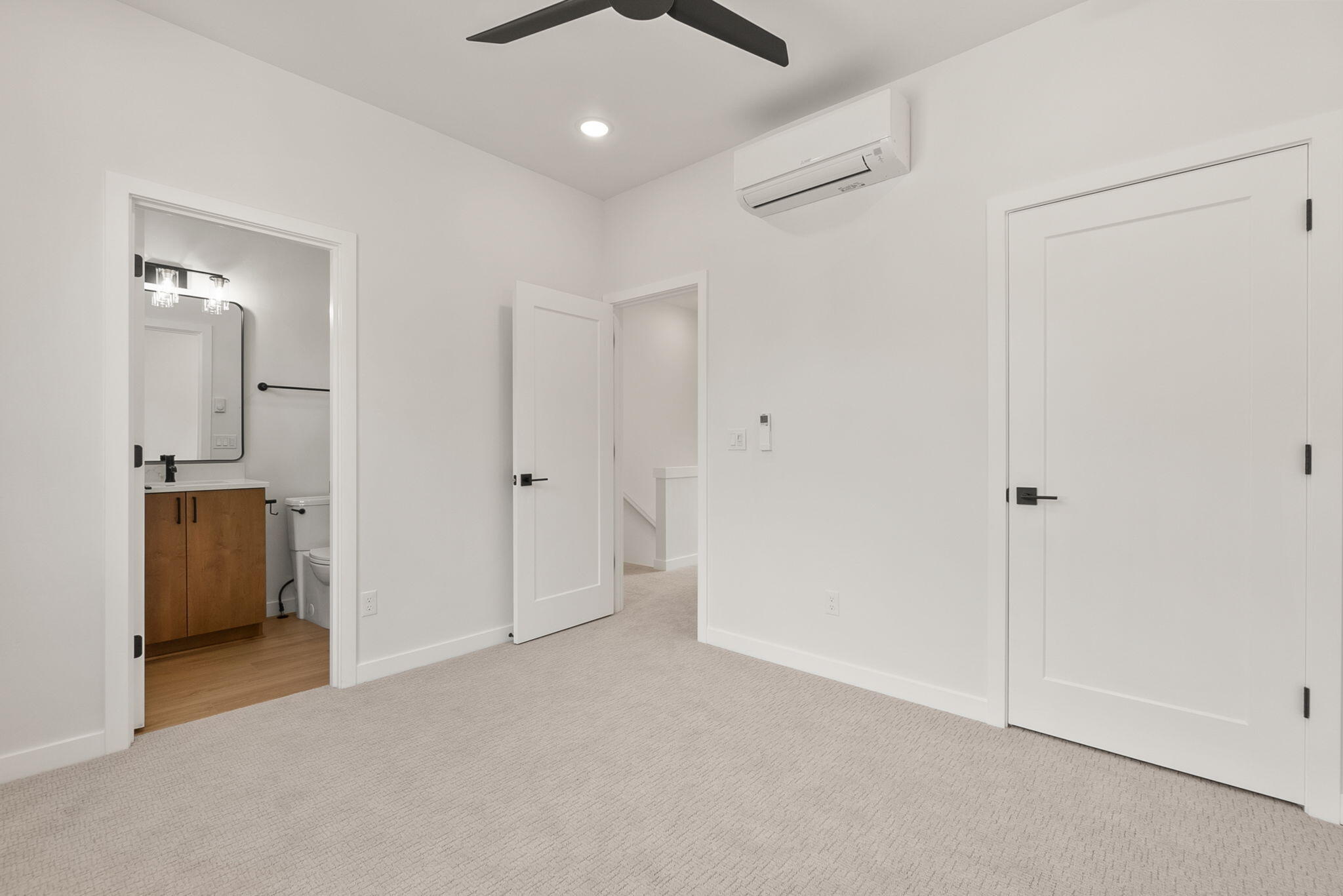 125 NW Broadway Street