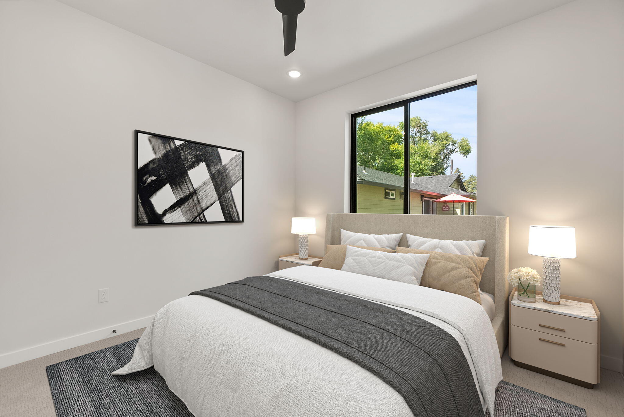 125 NW Broadway Street