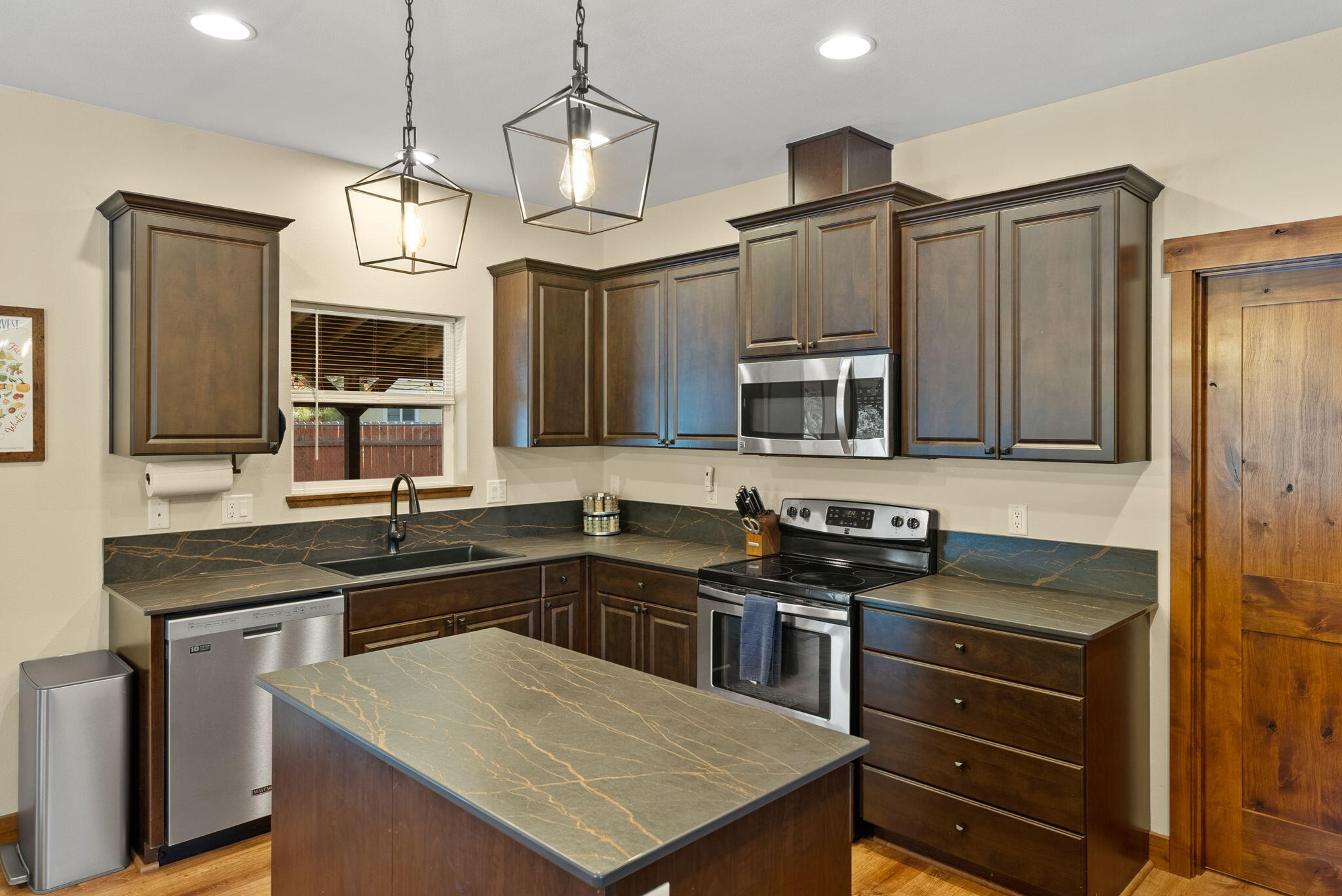 56058 Snow Goose Road