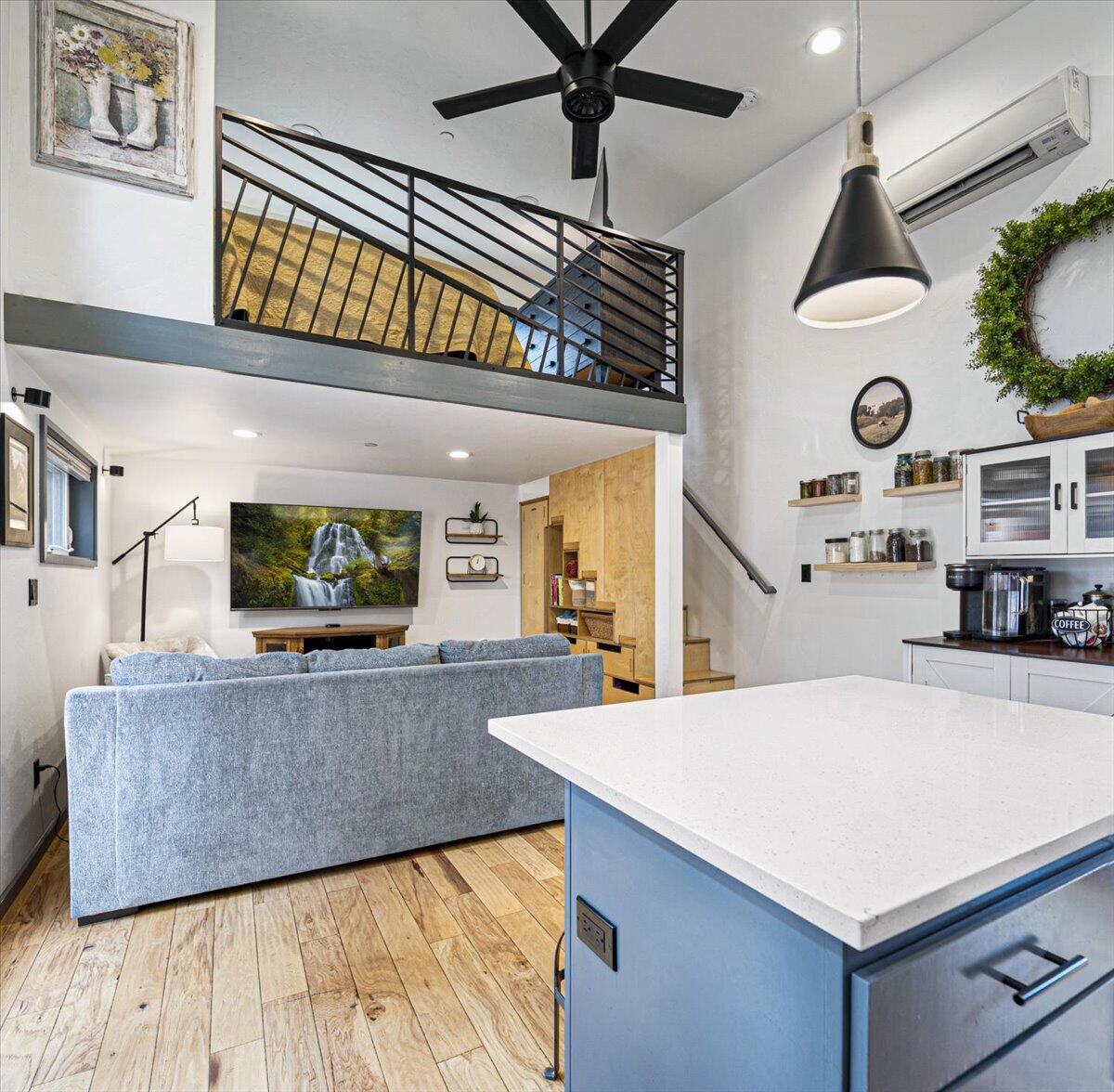 61304 SE Wizard Lane, UNIT 8