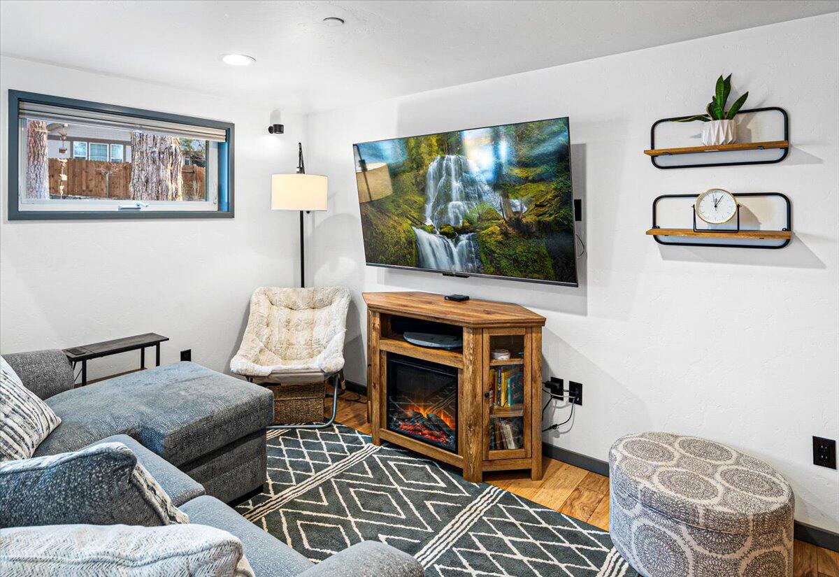 61304 SE Wizard Lane, UNIT 8