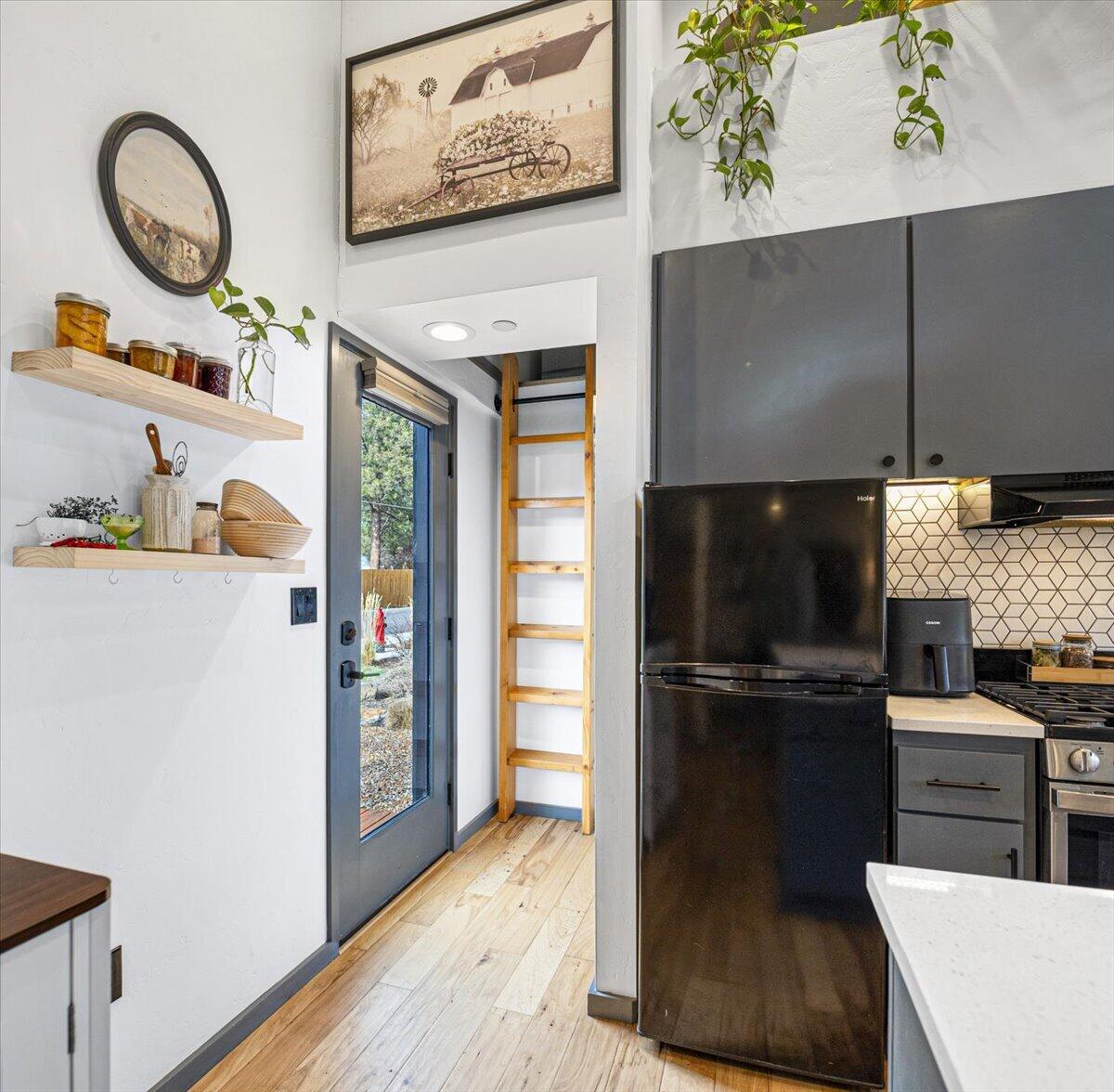 61304 SE Wizard Lane, UNIT 8
