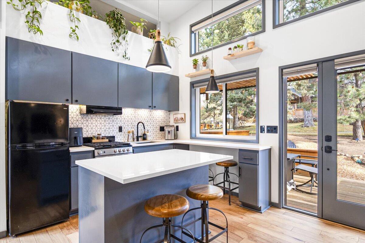 61304 SE Wizard Lane, UNIT 8