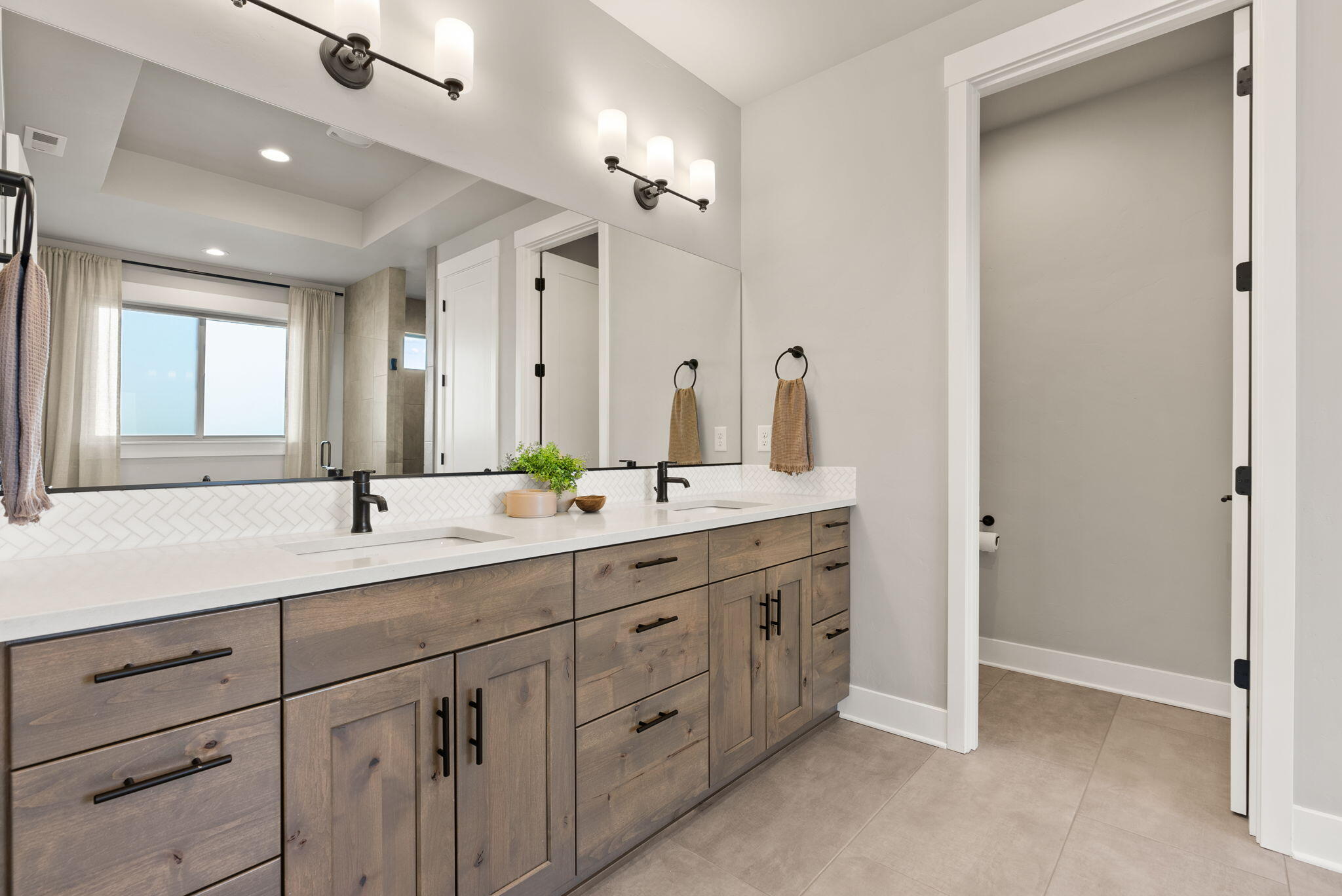 60836 SW Headwaters Loop