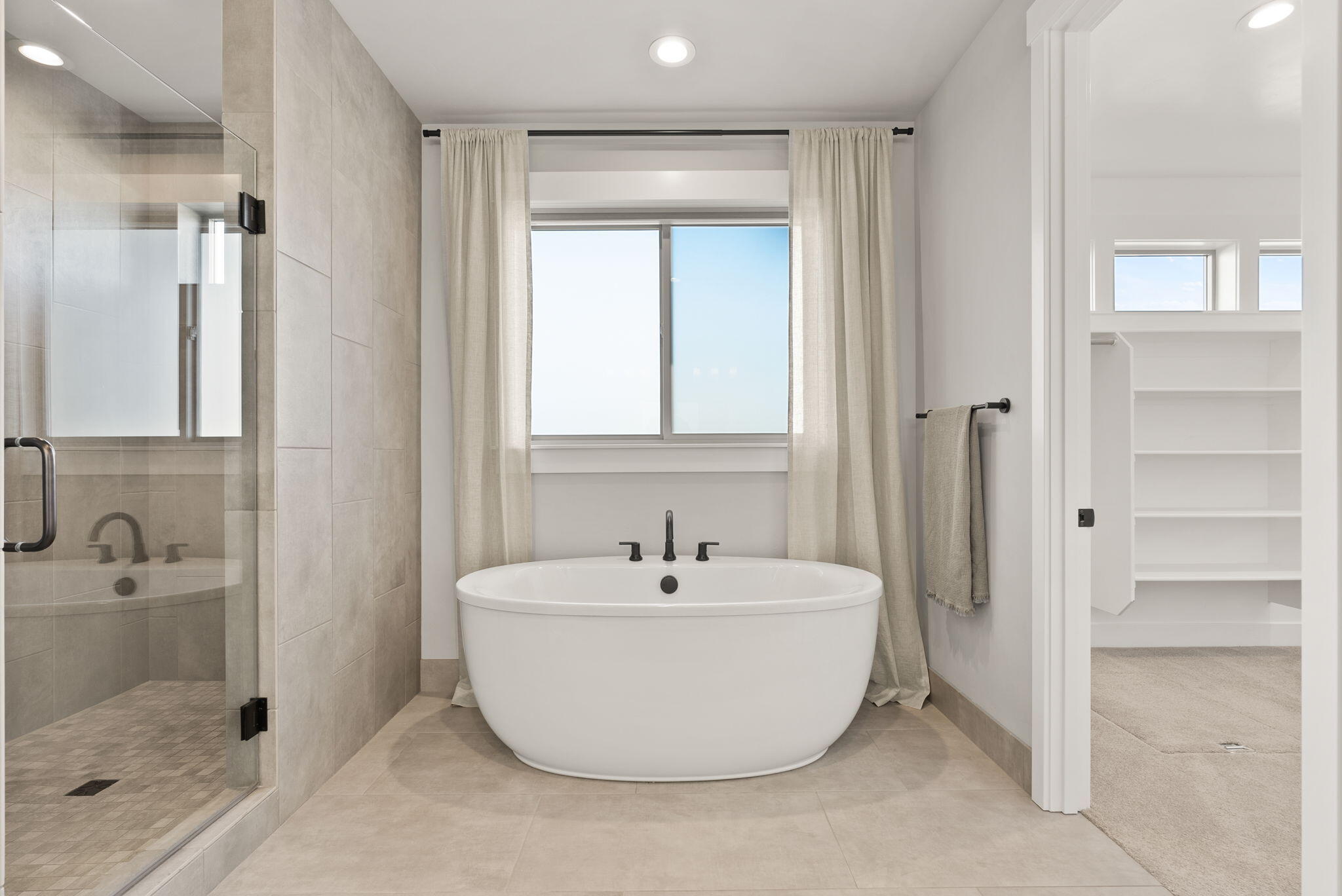 60836 SW Headwaters Loop