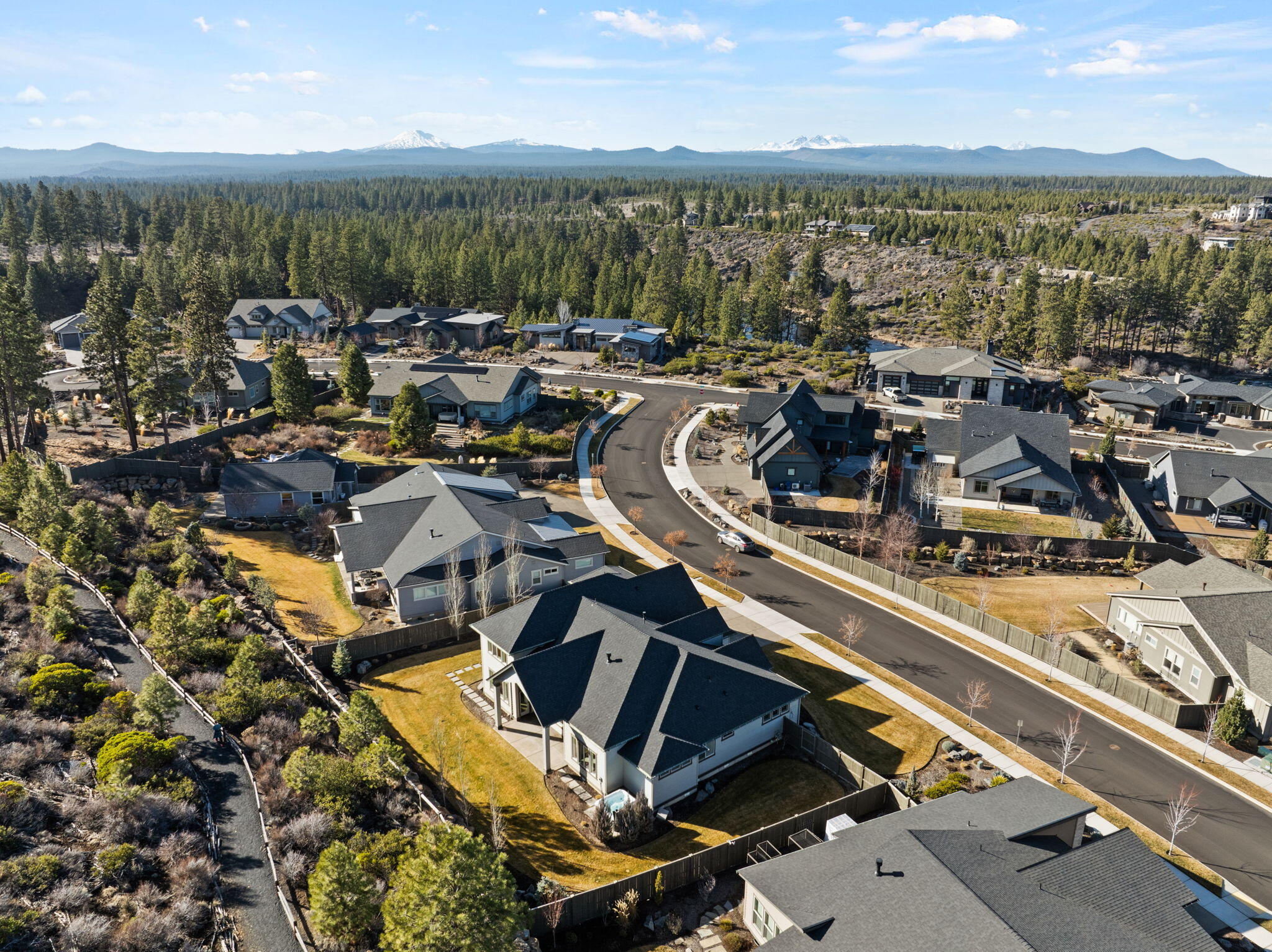 60836 SW Headwaters Loop