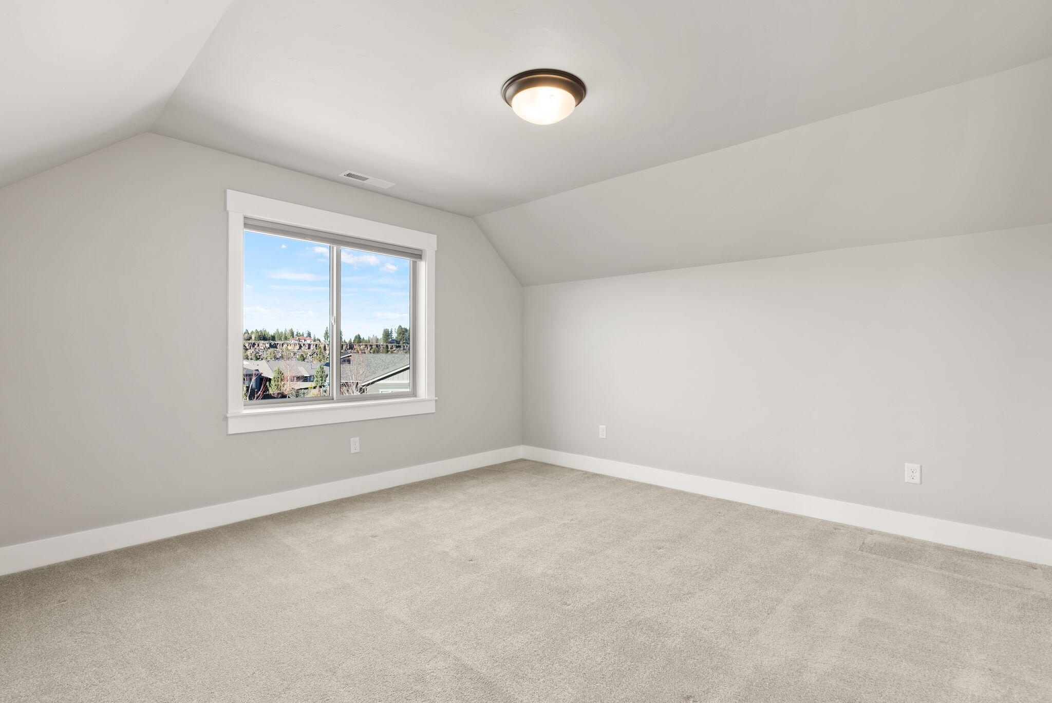 60836 SW Headwaters Loop