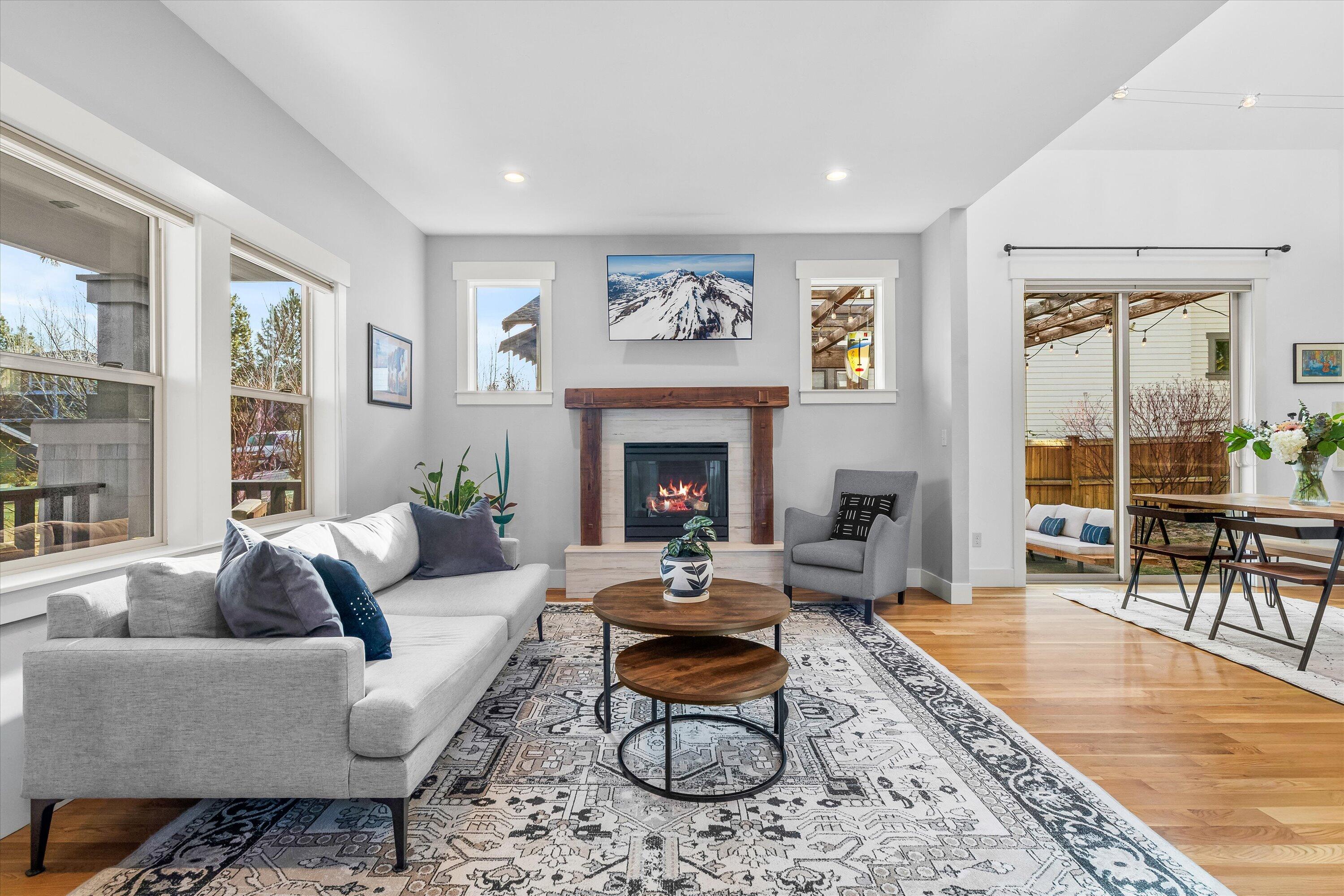 2195 NW Lemhi Pass Drive
