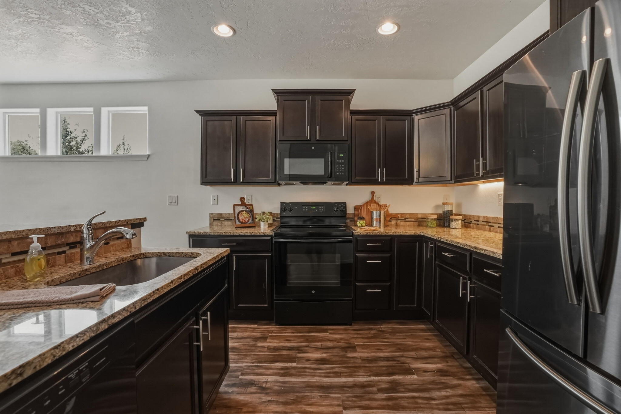 9444 SW Copper Road