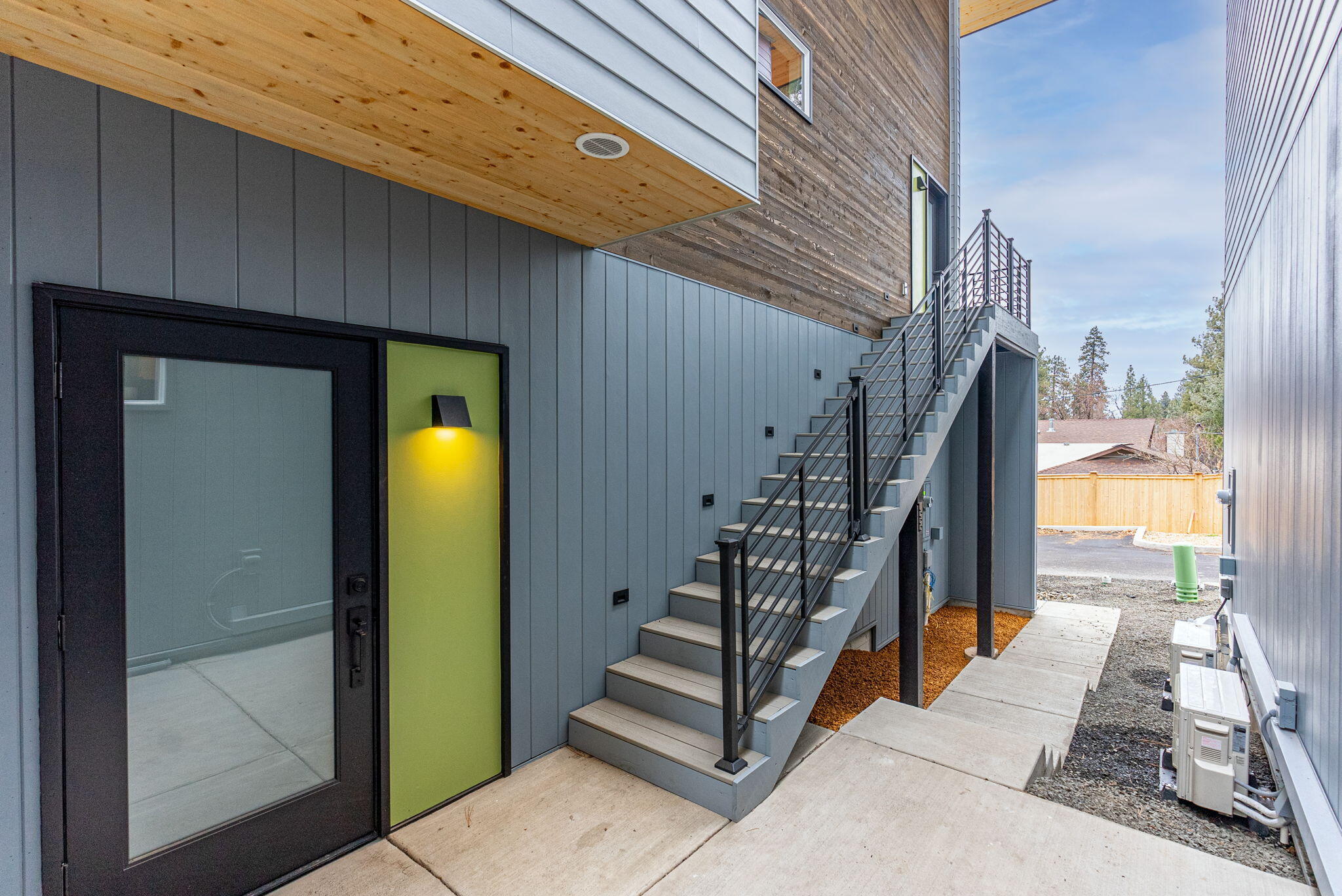 980 NE Norton Avenue, Lot 8