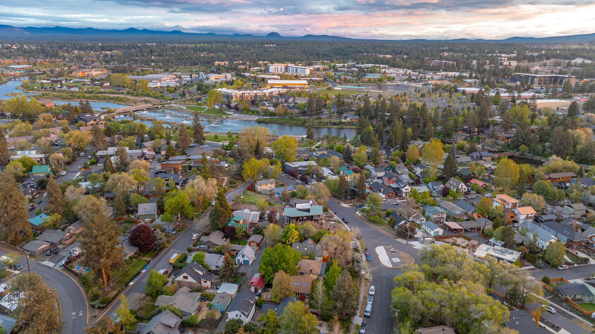 104 NW Congress Street