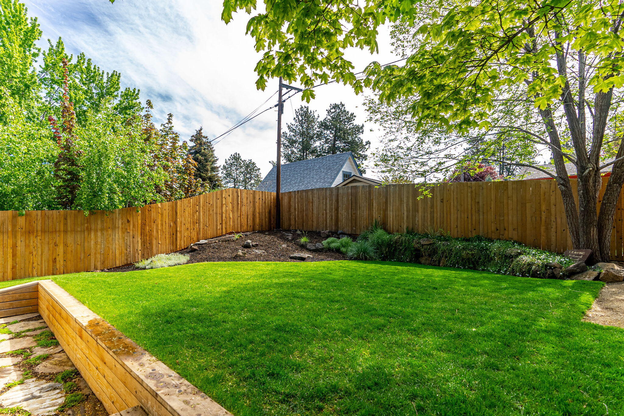 104 NW Congress Street