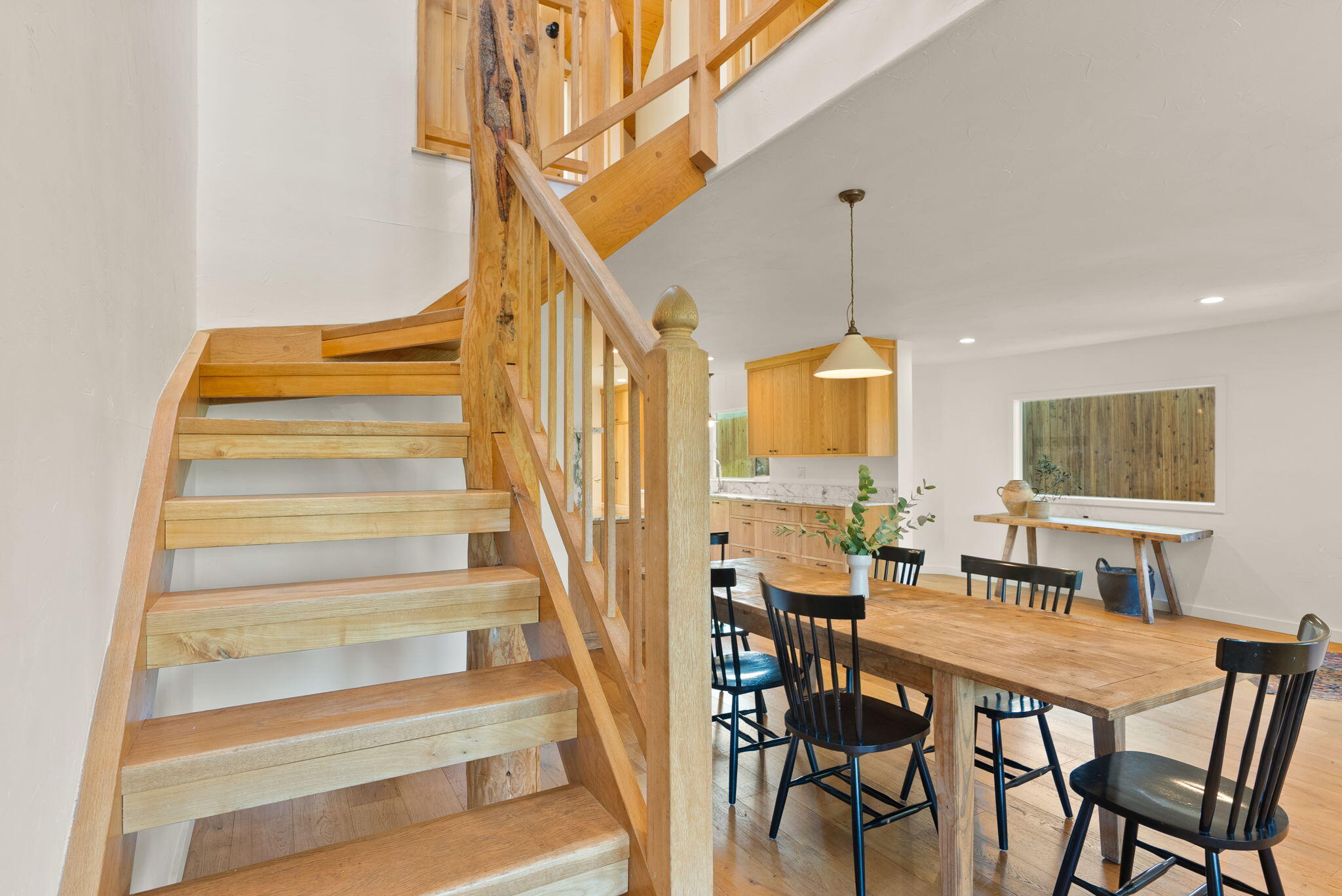 104 NW Congress Street