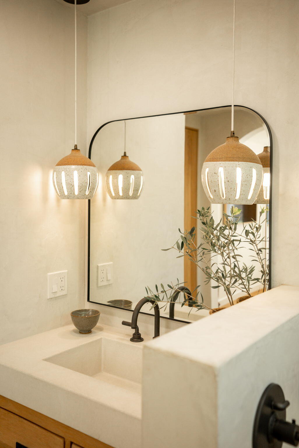 104 NW Congress Street