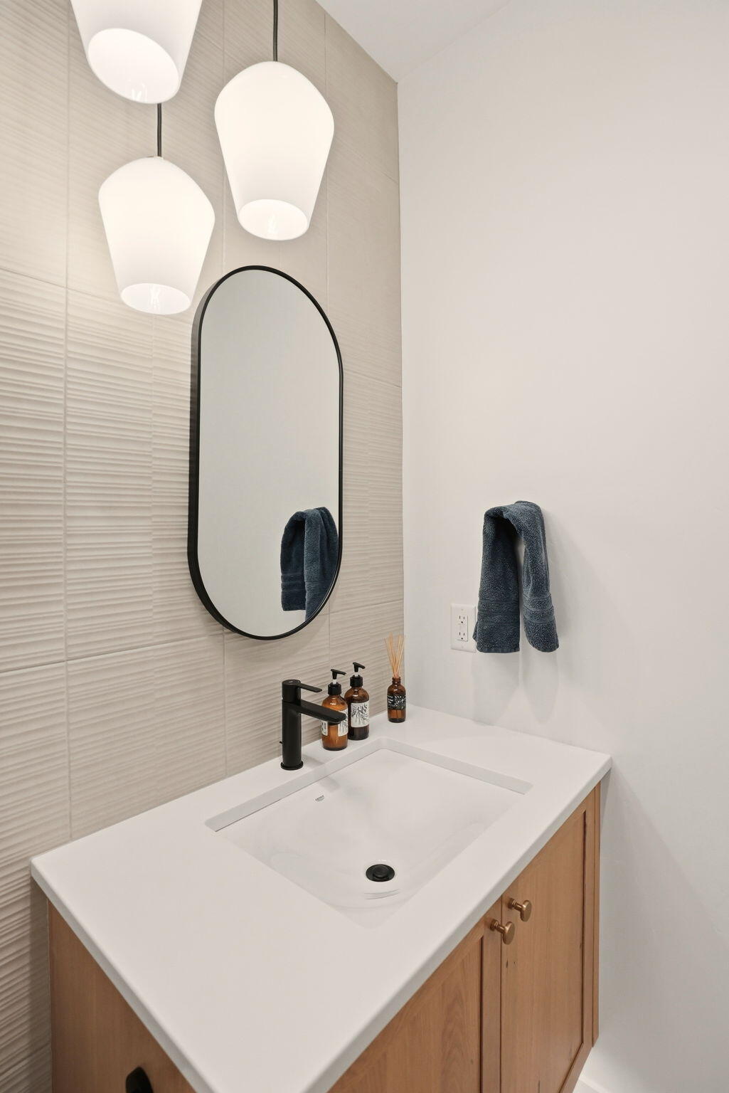 2643 NW Waymaker Court