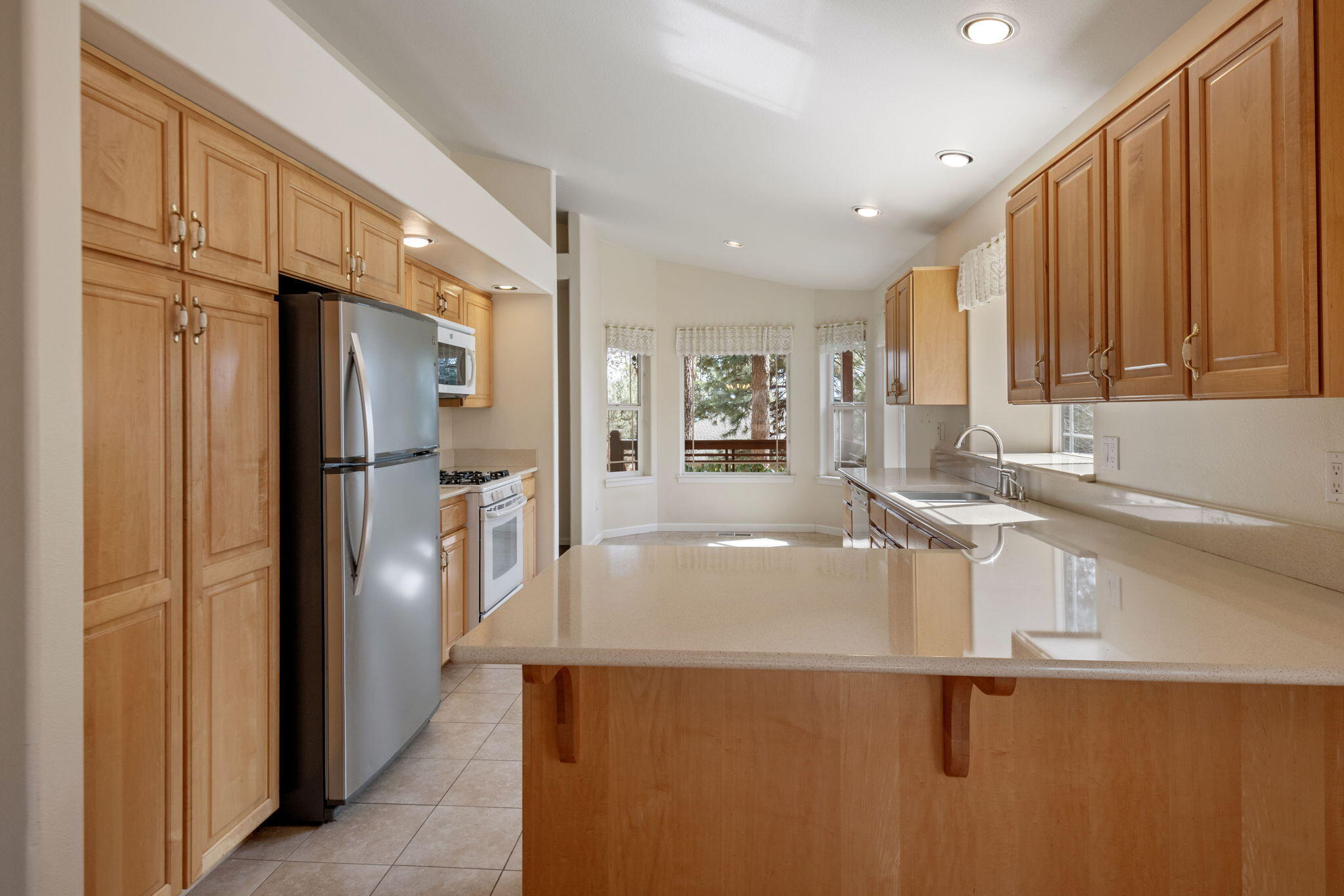 2903 NW Fairway Heights Drive