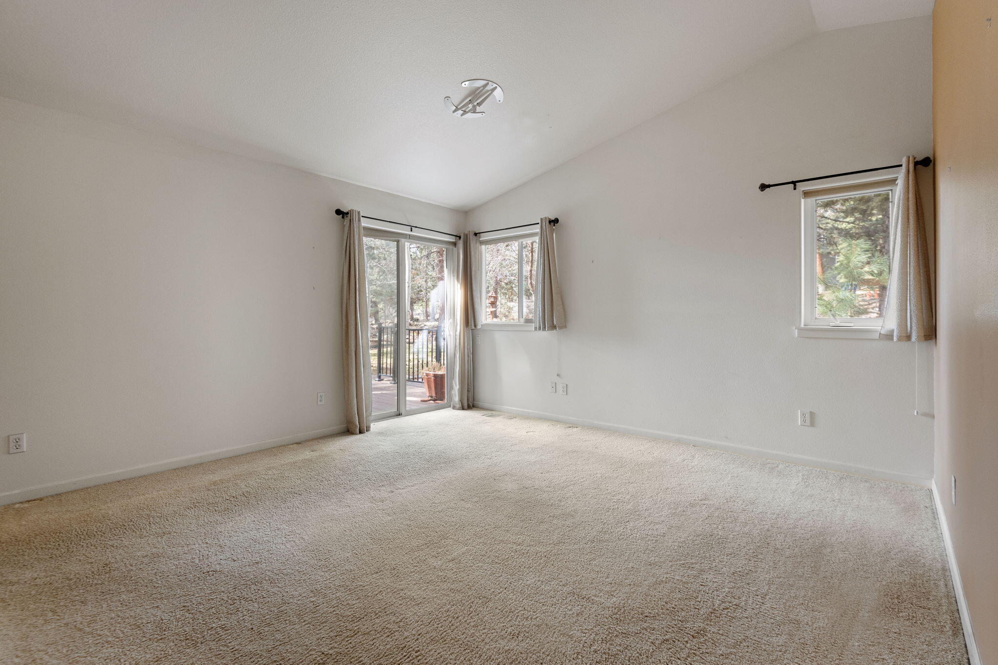 2903 NW Fairway Heights Drive