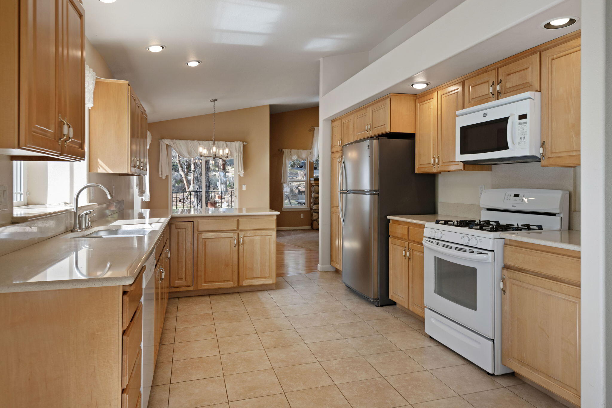 2903 NW Fairway Heights Drive