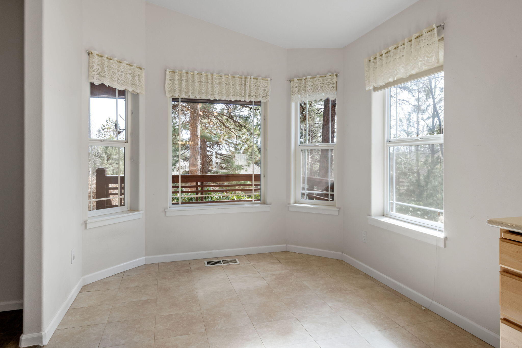 2903 NW Fairway Heights Drive