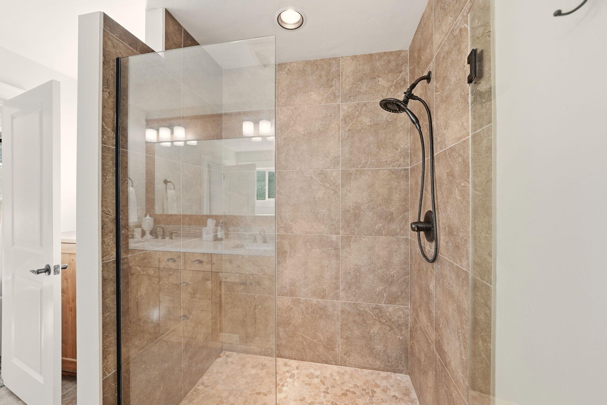 3031 NW Clubhouse Drive