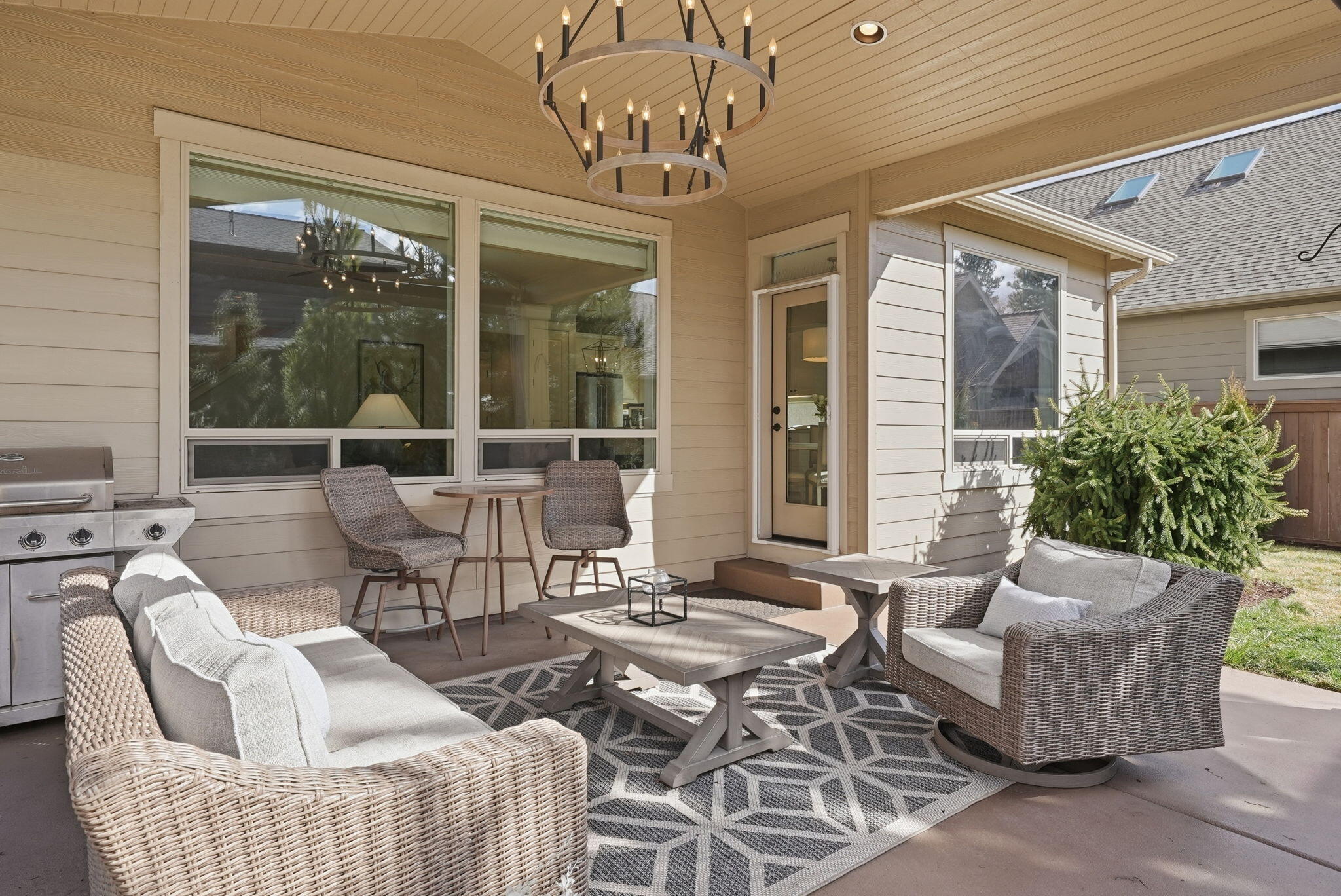 3031 NW Clubhouse Drive