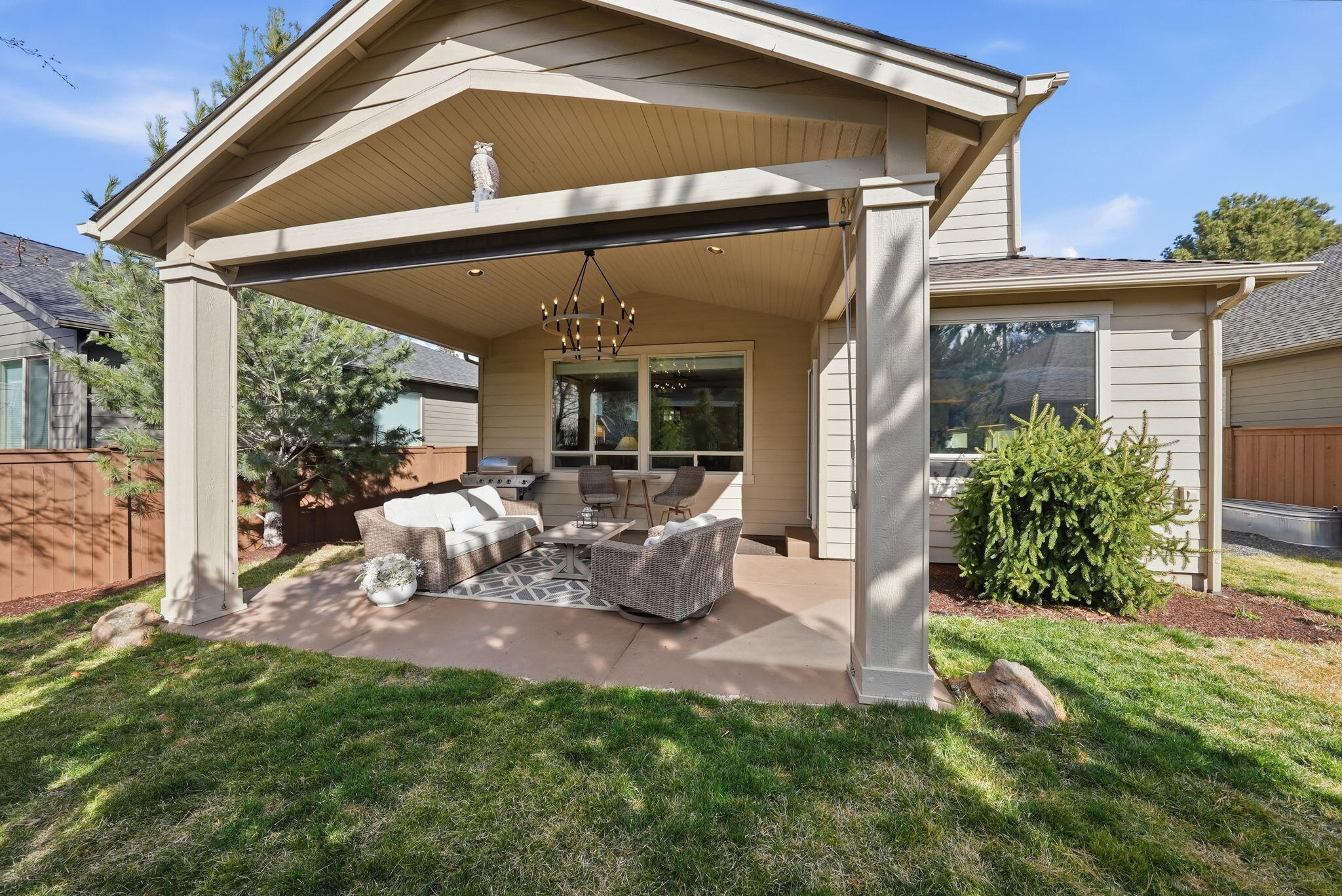 3031 NW Clubhouse Drive