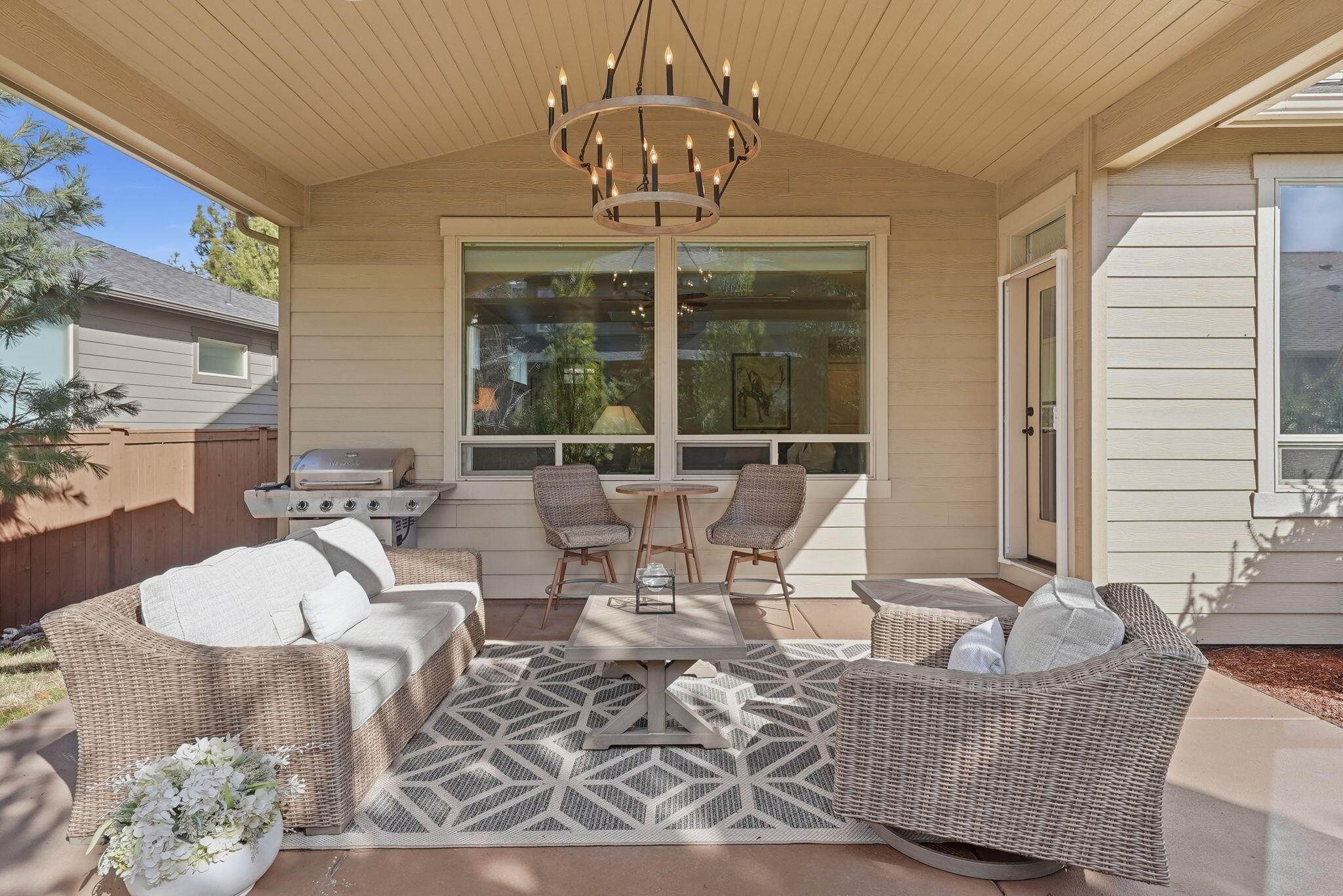 3031 NW Clubhouse Drive