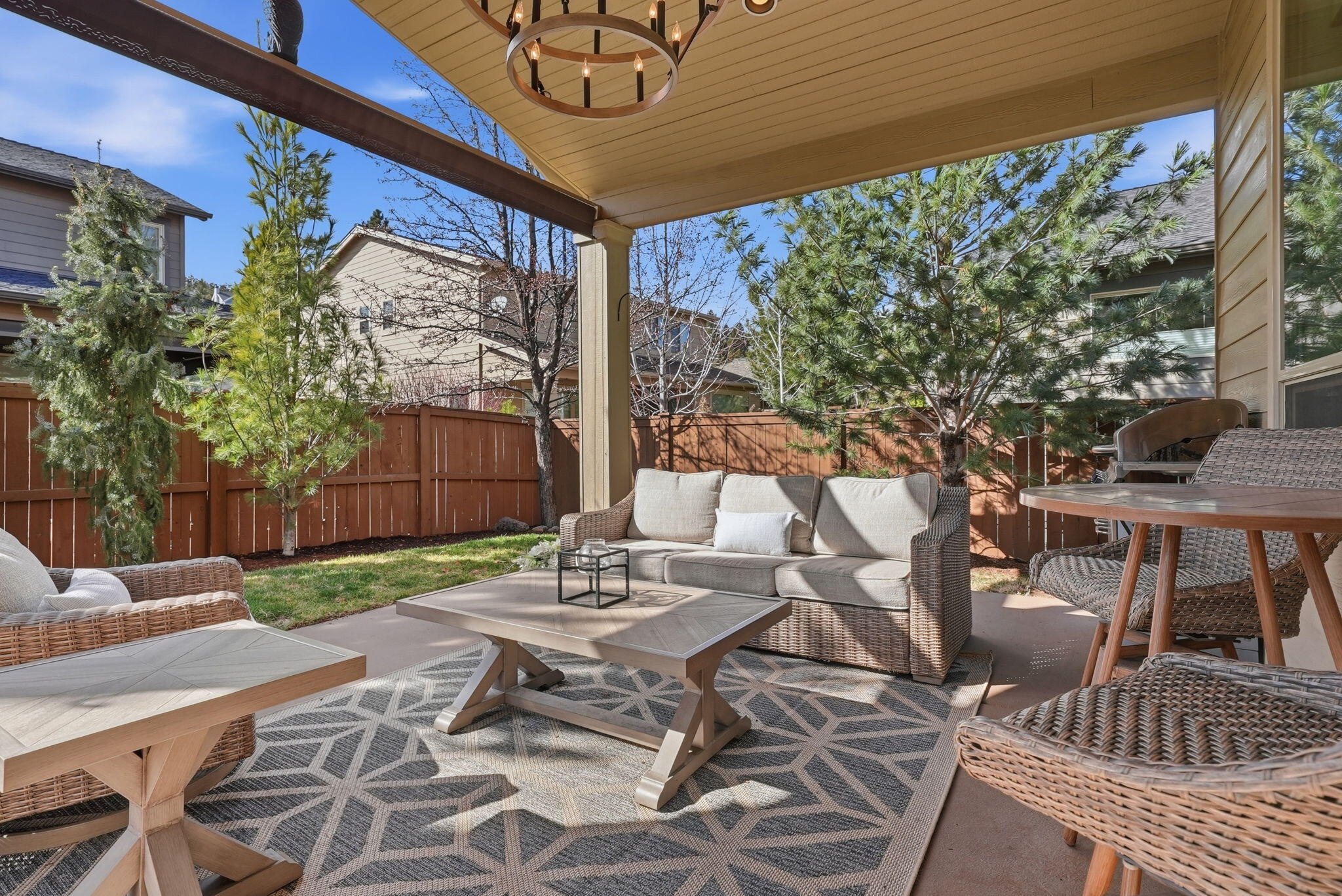 3031 NW Clubhouse Drive