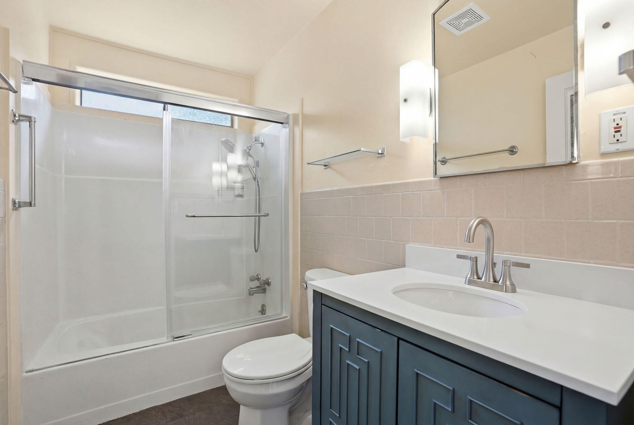 513 NE Irving Avenue