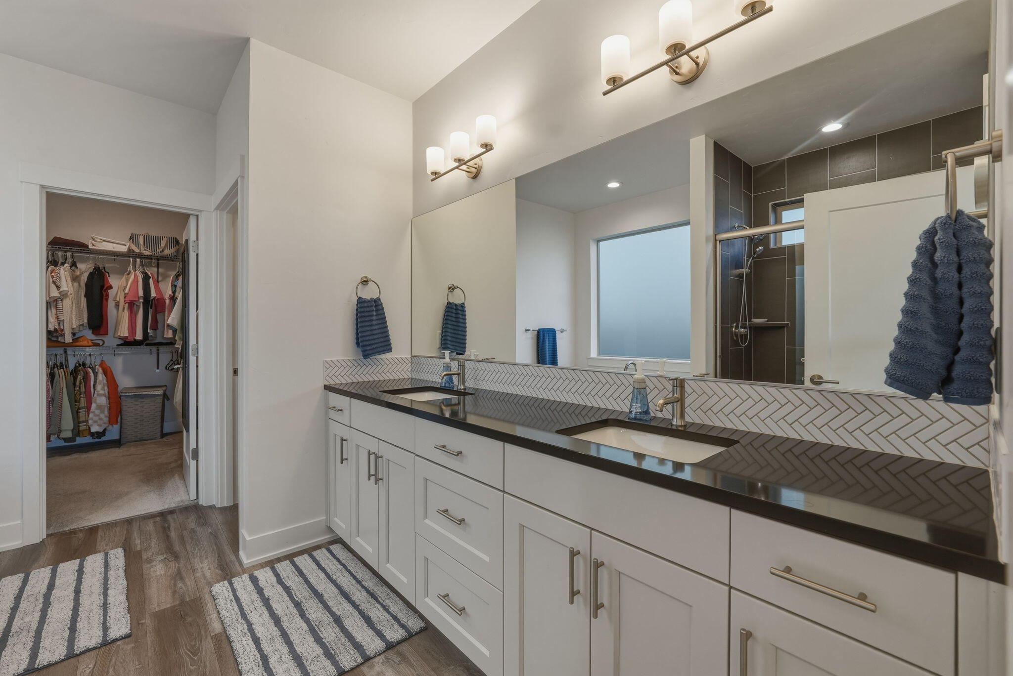 3016 NE Moreno Place