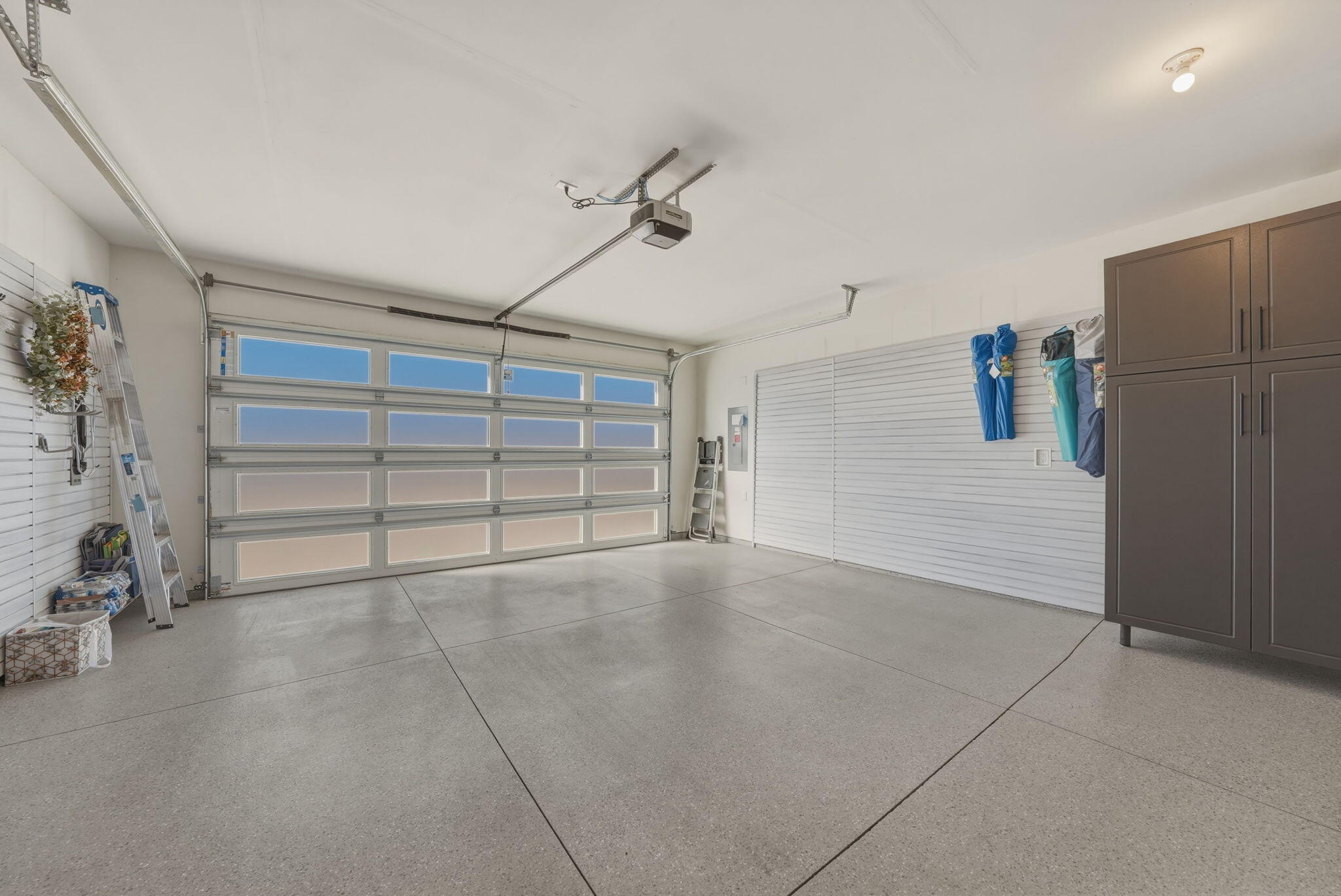 3016 NE Moreno Place